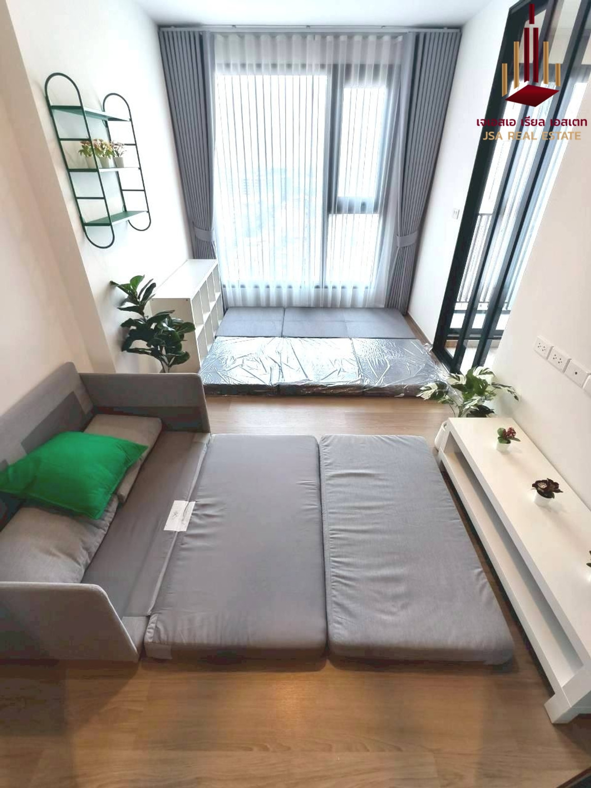 ให้เช่าคอนโดปิ่นเกล้า จรัญสนิทวงศ์ : ✨ For Rent: Origin Play Bangkhunnon Triple Station Condo ✨  💰 Only 12,000 THB/month