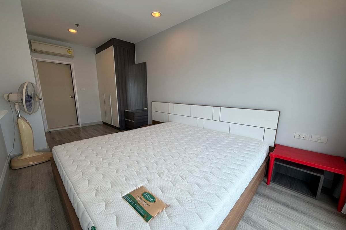 ให้เช่าคอนโดสาทร นราธิวาส : 🔥 เช่าด่วน !! Centric Sathorn -St.Louis, 1 ห้องนอน, 1 ห้องน้ำ, วิวเมือง, ห้องทิศตะวันออก, ชั้นสูง 11++, ห้องหายาก, ครัวปิด !!🔥Code C20240200442 แต่งครบ, พร้อมเข้าอยู่📣📣