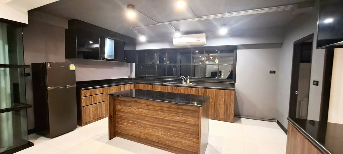 For RentCondoOnnut, Udomsuk : Condo for rent, pet friendly, Urban Space Sukhumvit 101 (121 sq m.) 1 bedroom, 2 bathrooms, Punnawithi 19