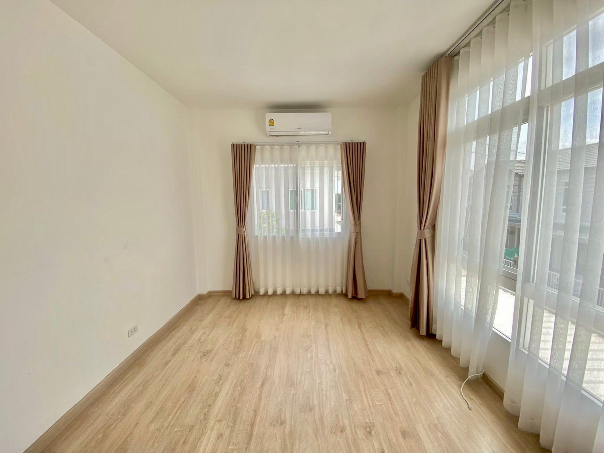 ขายบ้านพระราม 5 ราชพฤกษ์ บางกรวย : คาซ่า วิลล์ ปิ่นเกล้า - ศรีรัช / 3 ห้องนอน (ขาย), Casa Ville Pinklao - Sirat / 3 Bedrooms (FOR SALE) BNS032