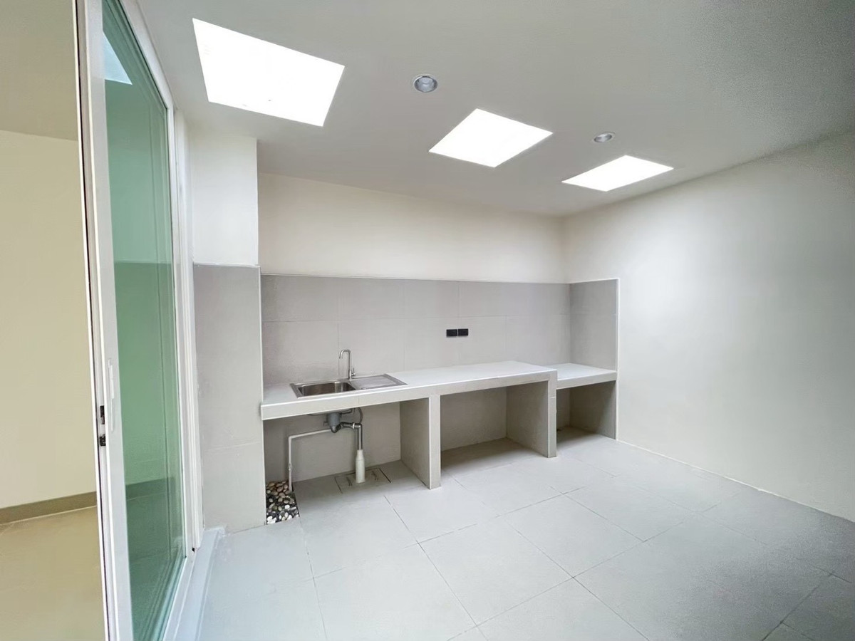 ให้เช่าทาวน์โฮมวิภาวดี ดอนเมือง หลักสี่ : Ⓜ️ให้เช่าทาวโฮมส์ 2 ชั้น มบ.เมอร์ริทแกรนด์ 2   ถ.เทิดราชัน 1  ใกล้ดอนเมือง