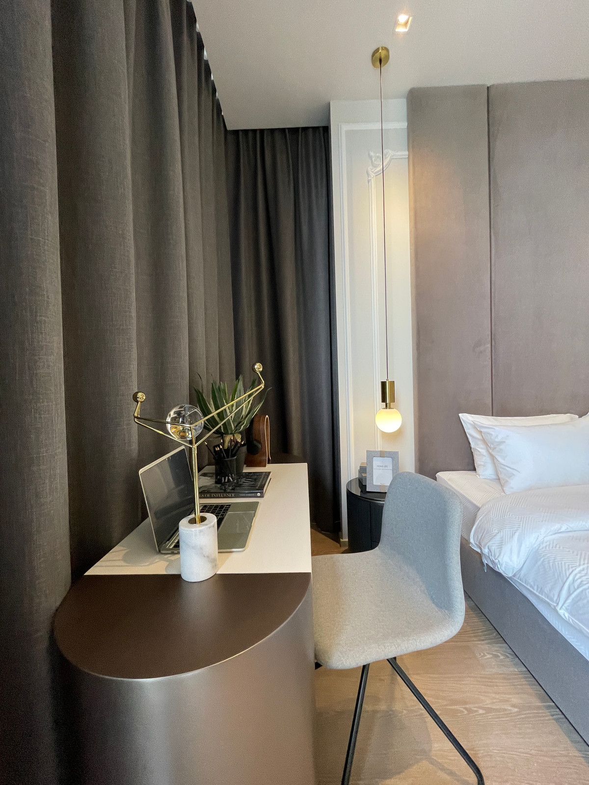 For SaleCondoSilom, Saladaeng, Bangrak : For sale✨ ASHTON SILOM: The Ultimate Legacy on Silom Road – 1BR XL (50.33 sq.m.) Condo that is more than just a residence, but is the 