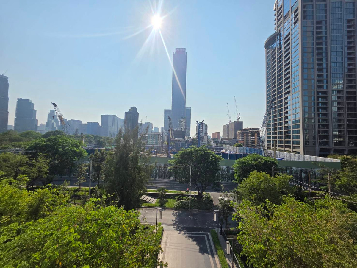 For SaleCondoWitthayu, Chidlom, Langsuan, Ploenchit : Muniq Langsuan: 1+1bed 1bath 64.56sqm. 23,500,000 Am: 0656199198