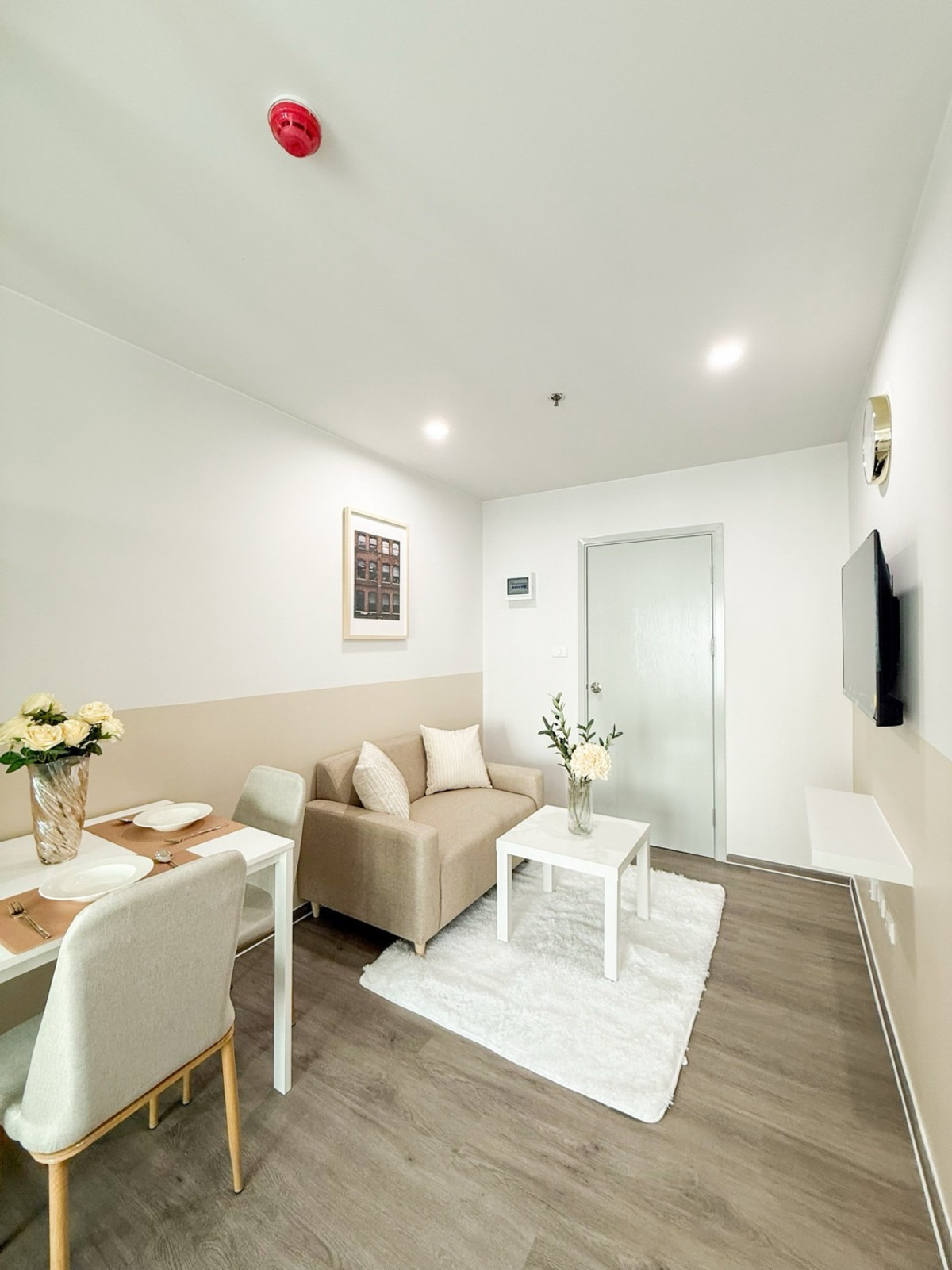 ให้เช่าคอนโดท่าพระ ตลาดพลู วุฒากาศ :  รีเจ้นท์ โฮม วุฒากาศ / Regent Home Wutthakat   1 ห้องนอน 1 ห้องน้ำ  ขนาด 28 ตรม  ชั้น 31