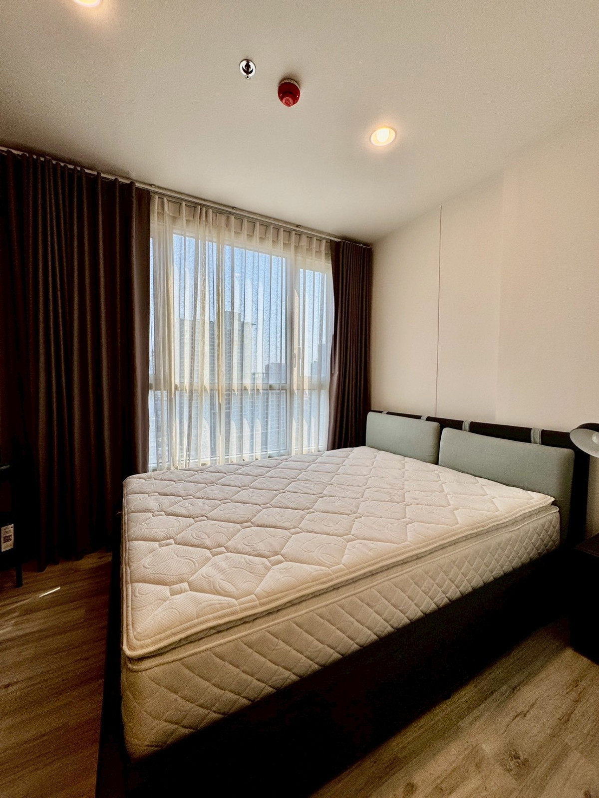 ให้เช่าคอนโดรัชดา ห้วยขวาง : ให้เช่า XT HauiKwang 2 bedroom - Available for Rent