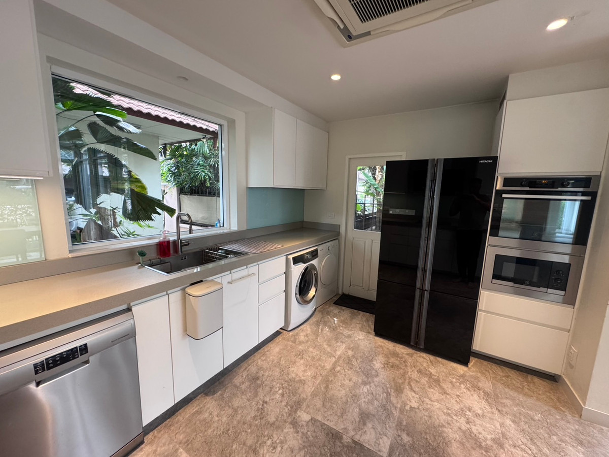 For SaleHouseKaset Nawamin,Ladplakao : Bangkok Villa Praditmanutham 3 / 3 Bedrooms (FOR SALE) MNT038