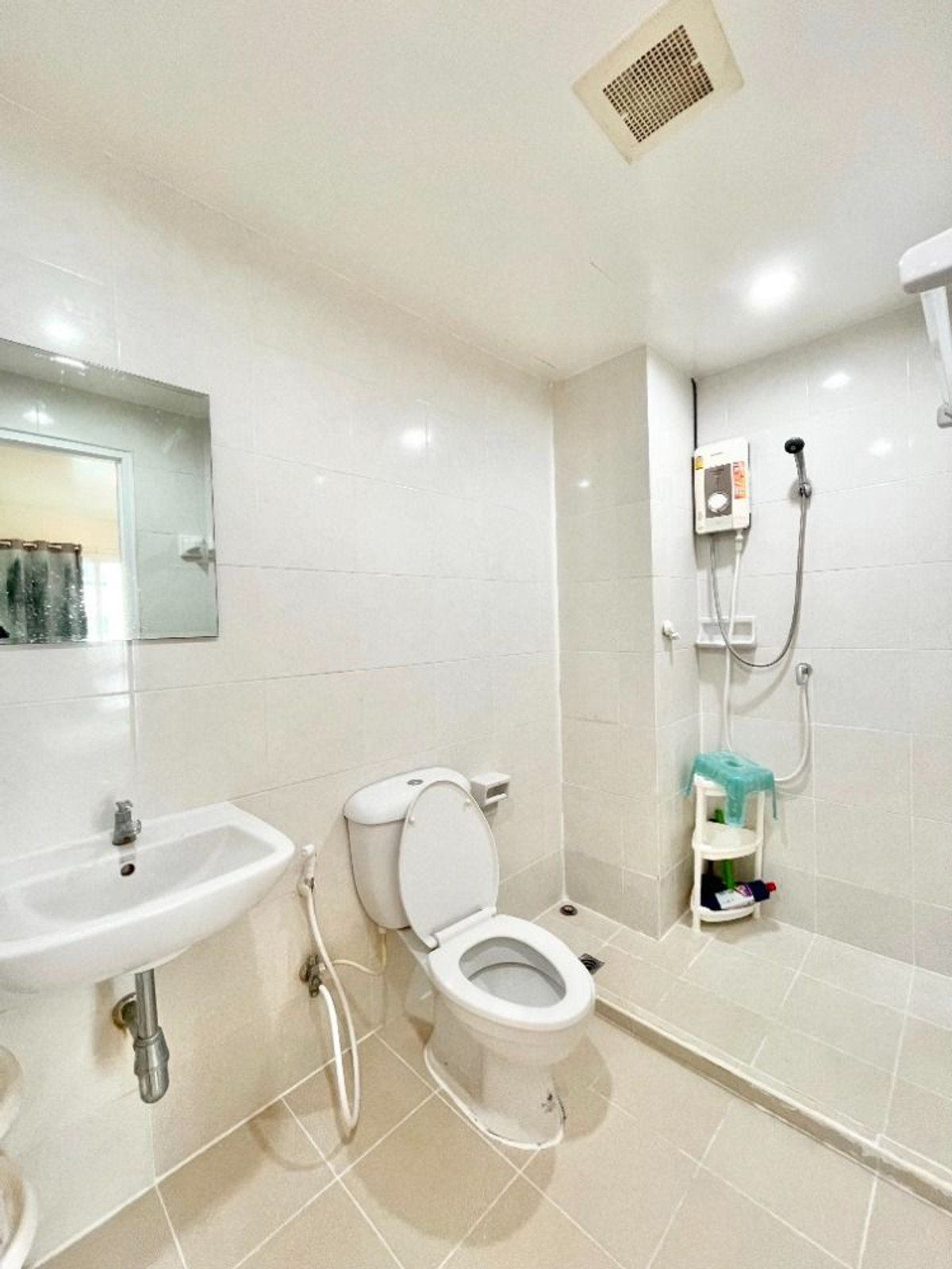 ขายคอนโดเสรีไทย-นิด้า : (รหัส SM1865) ขายคอนโด โครงการ Incio Serithai : อินซิโอ้ เสรีไทย // คอนโดเสรีไทย ราคาล้านต้นๆ เข้า-ออกได้หลายทาง เดินทางสะดวก