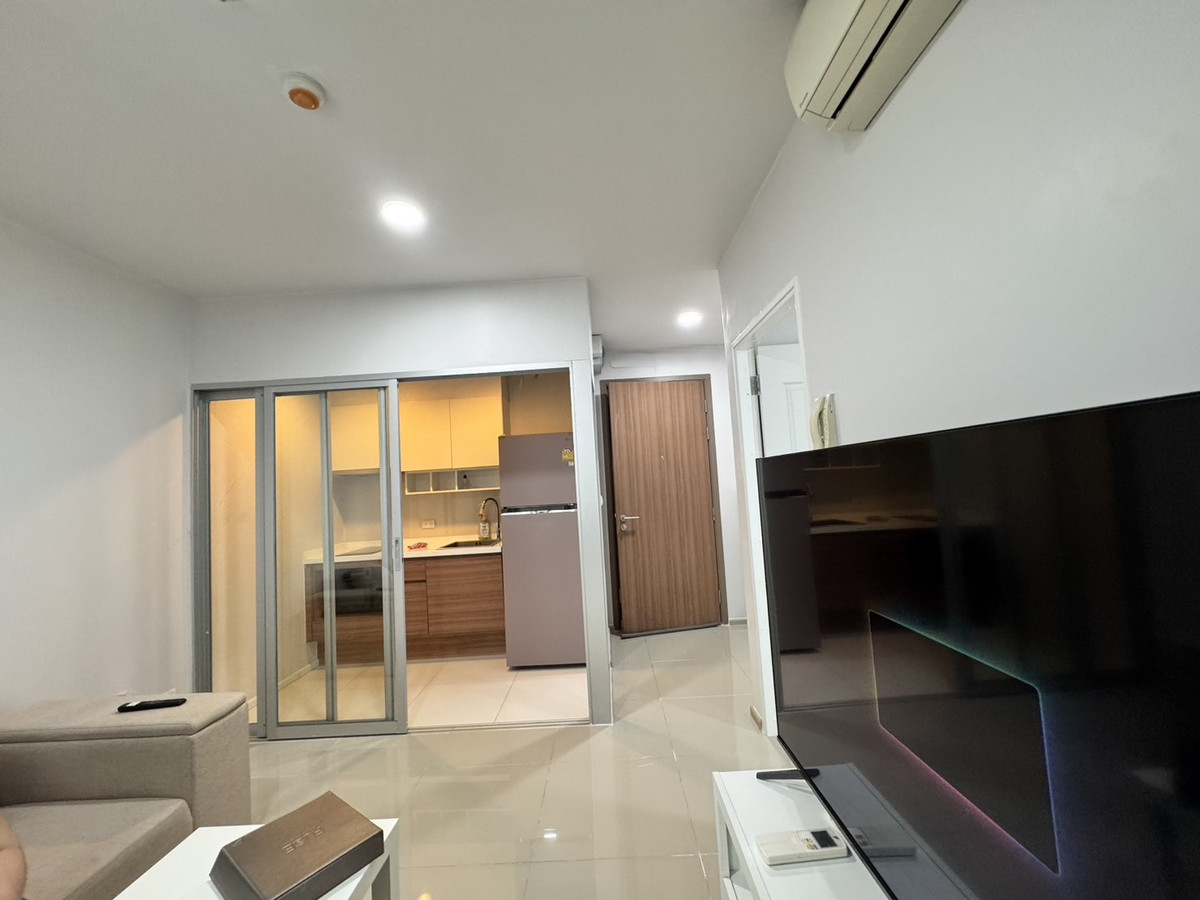 ขายคอนโดสาทร นราธิวาส : ขายด่วนๆ fuse chan sathorn 35 ตรม. ห้องสวย  เฟอร์นิเจอร์พร้อม เครื่องใช้ไฟฟ้าพร้อม