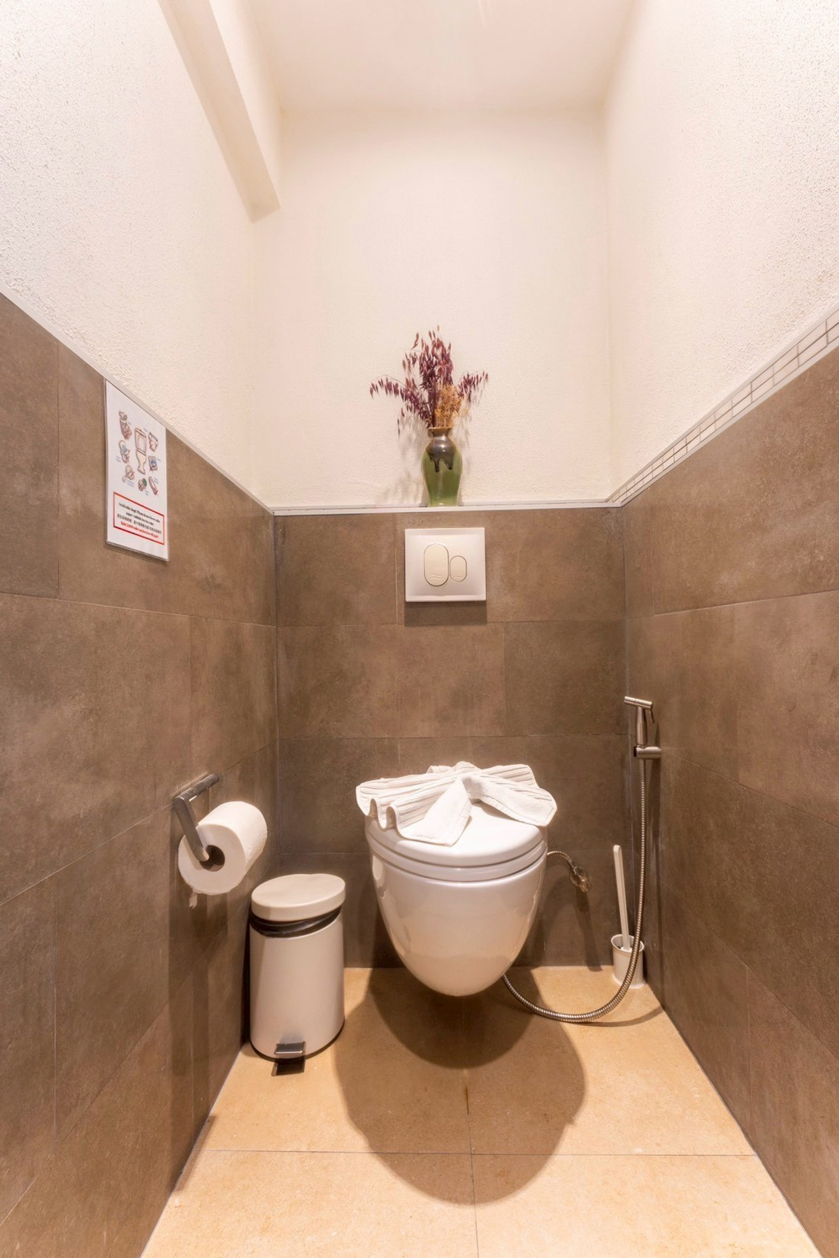 คอนโดสุขุมวิท อโศก ทองหล่อ : For sell and rent House in Asoke near NIST! ✨ 6 bedroom 350 sq.m ready to move in Near BTS Asoke and Terminal 21