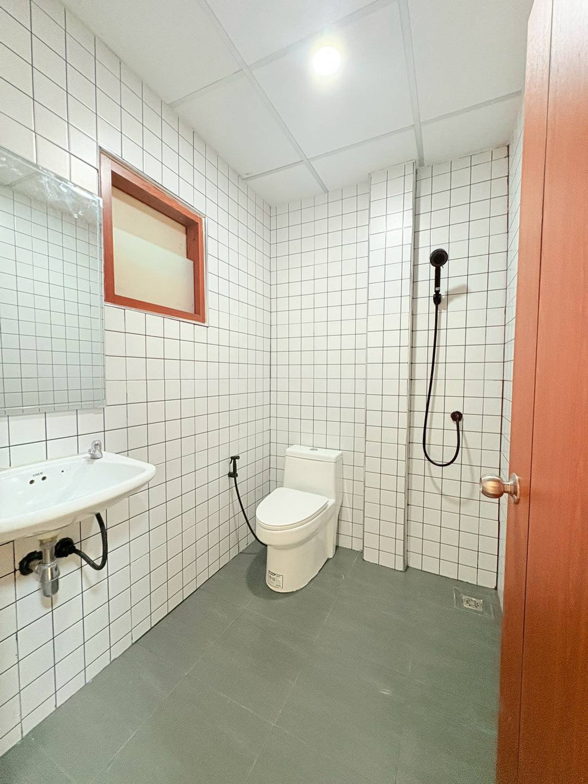 ขายทาวน์โฮมนนทบุรี บางใหญ่ บางบัวทอง : ขายทาวน์เฮาส์พร้อมจิตร บางใหญ่ 17 ตร.ว. ถนนเมน หลังบ้านติดทุ่งนา ฟรีเฟอร์ฯ ฟรีโอน