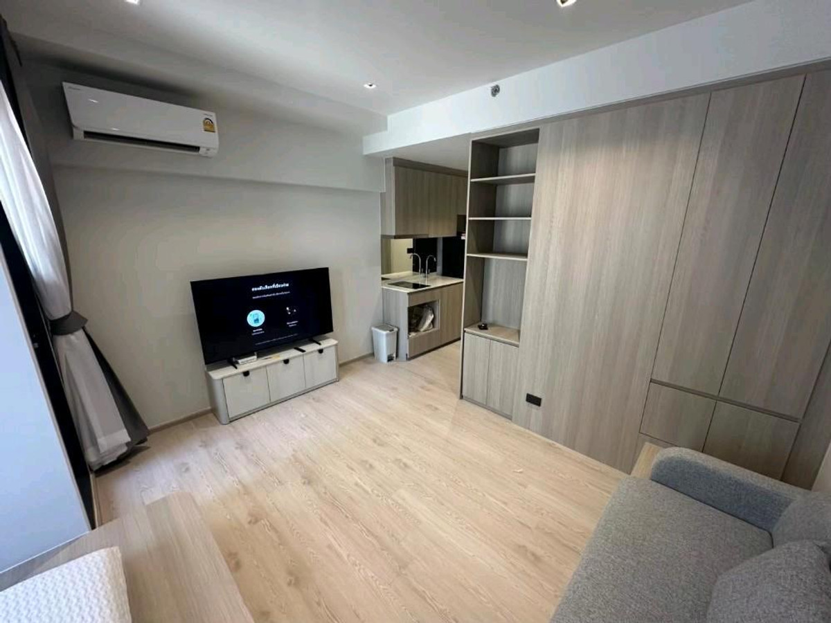 For RentCondoWongwianyai, Charoennakor : #E191 (Former code S2858) 🎉 260369 Condo for Rent Reference Sathorn-Wongwianyai
