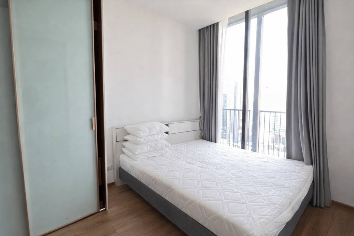 For RentCondoSukhumvit, Asoke, Thonglor : 🏢 ✨ 出租 /  Noble Be 33 | 25th Floor – High Floor, Bright & Airy Living  A beautiful high-floor unit with a great atmosphere and excellent ventilation Designed to make every day feel calm, comfortable, and truly relaxing 