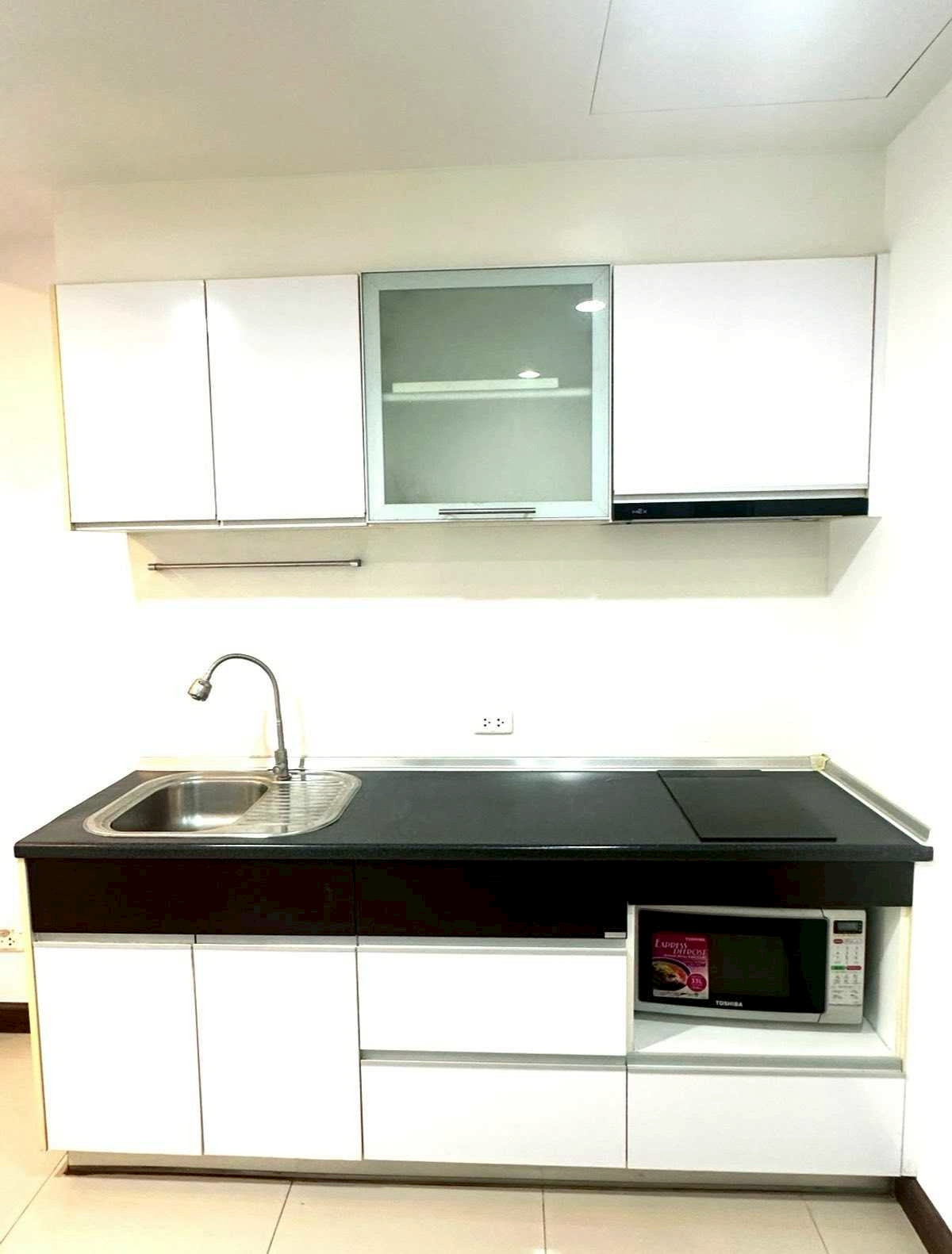 For RentCondoRama9, Petchburi, RCA : 💎 GT16245 | Condo Supalai Premier @ Asoke, convenient travel, near MRT, there is a shuttle, fully furnished, ready to move in.