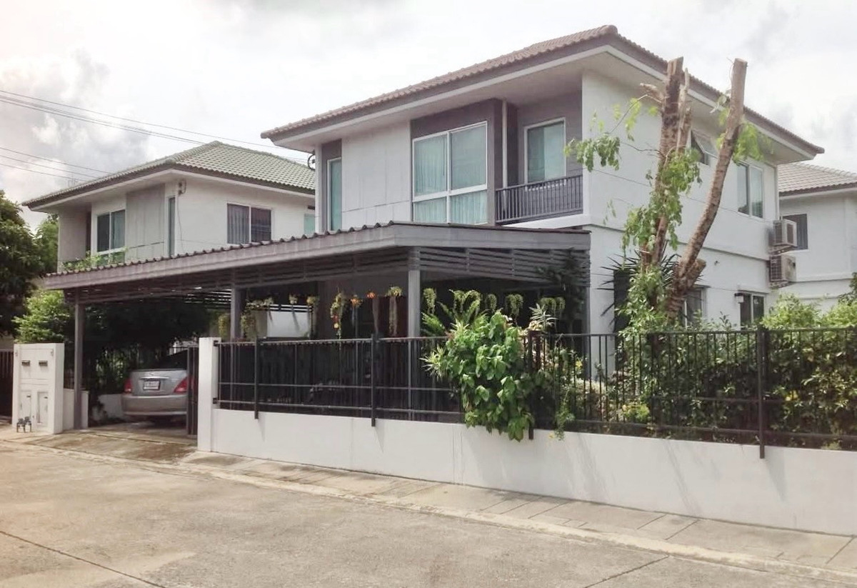 For RentHouseNonthaburi, Bang Yai, Bangbuathong : House for rent Prueklada Bang Yai
(Prueklada Bangyai) 
Soi Khlong Thanon, near MRT Khlong Bang Phai