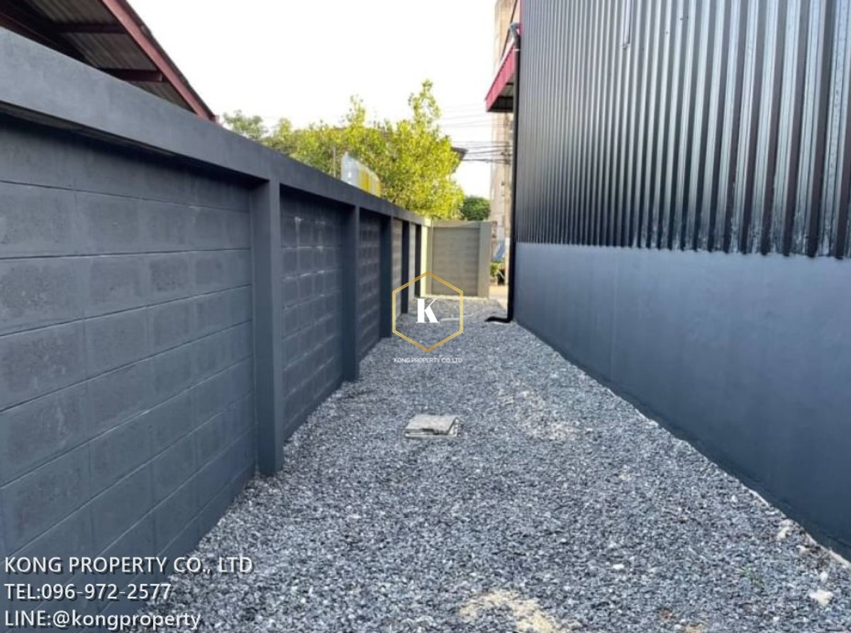 For RentWarehouseLadprao101, Happy Land, The Mall Bang Kapi : Warehouse for rent, Lat Phrao 101, Pho Kaeo 3, Bang Kapi, Bangkok, size 220 sq m.