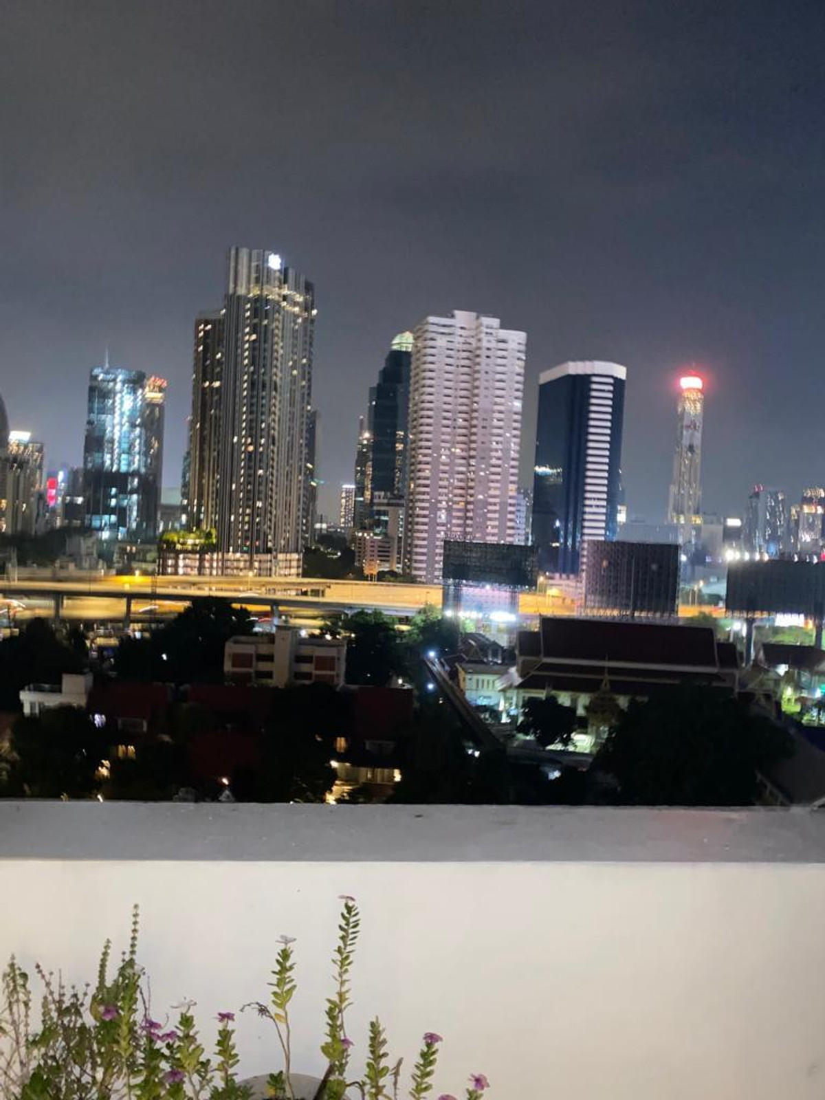 ขายคอนโดวิทยุ ชิดลม หลังสวน : คุ้มสุดในโครงการ – First Tower | 1 Bedroom 1 Bathroom