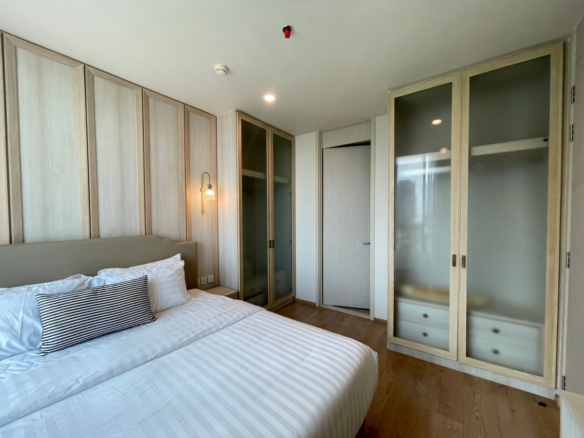 For RentCondoSukhumvit, Asoke, Thonglor : Condo for rent Noble Recole 2 bedrooms 2 bathrooms Fully furnished. Ready to move in!
