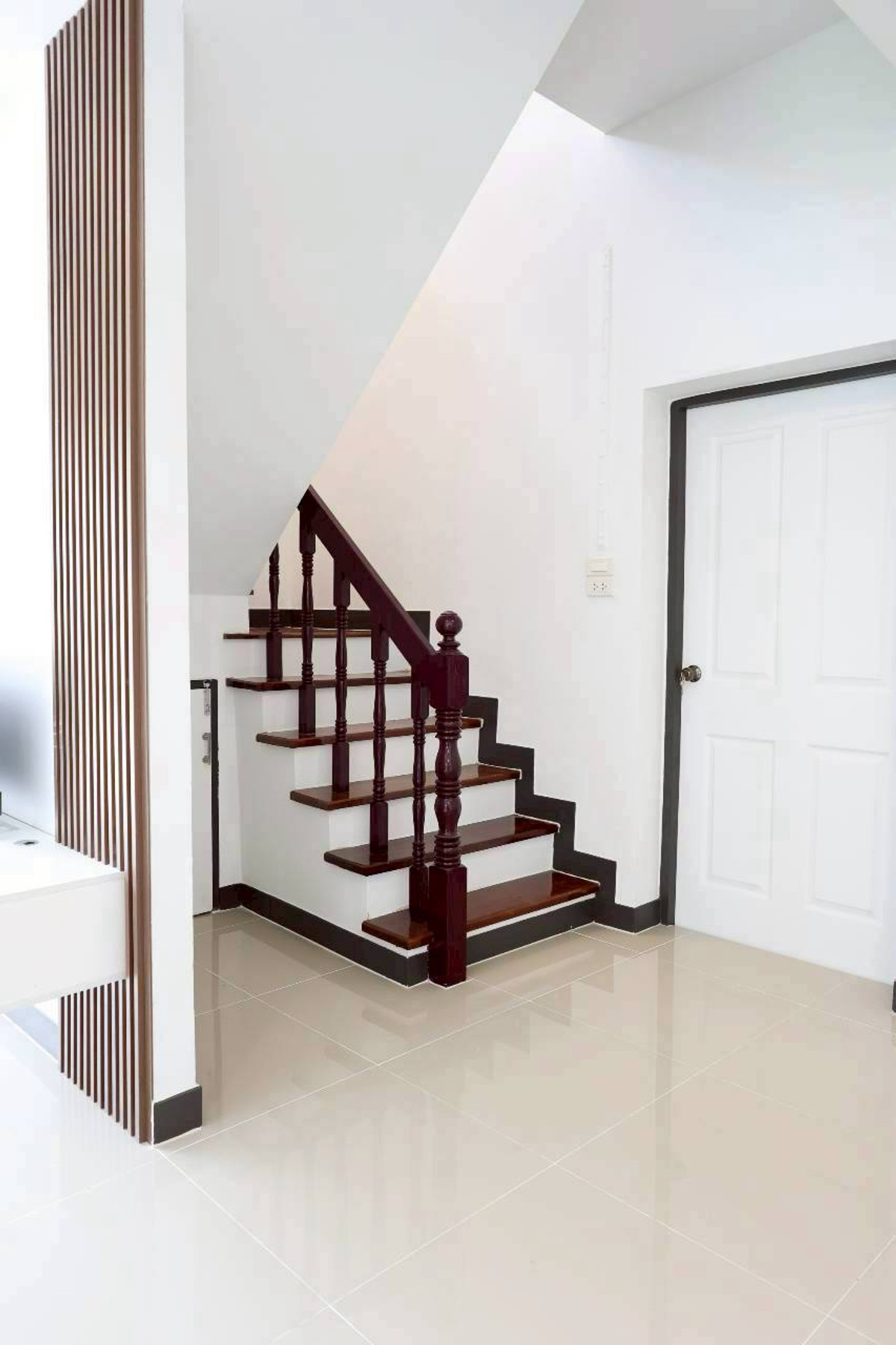 ขายบ้านมีนบุรี-ร่มเกล้า : 💎 จ่ายแค่ราคาบ้าน.. แต่ได้ 