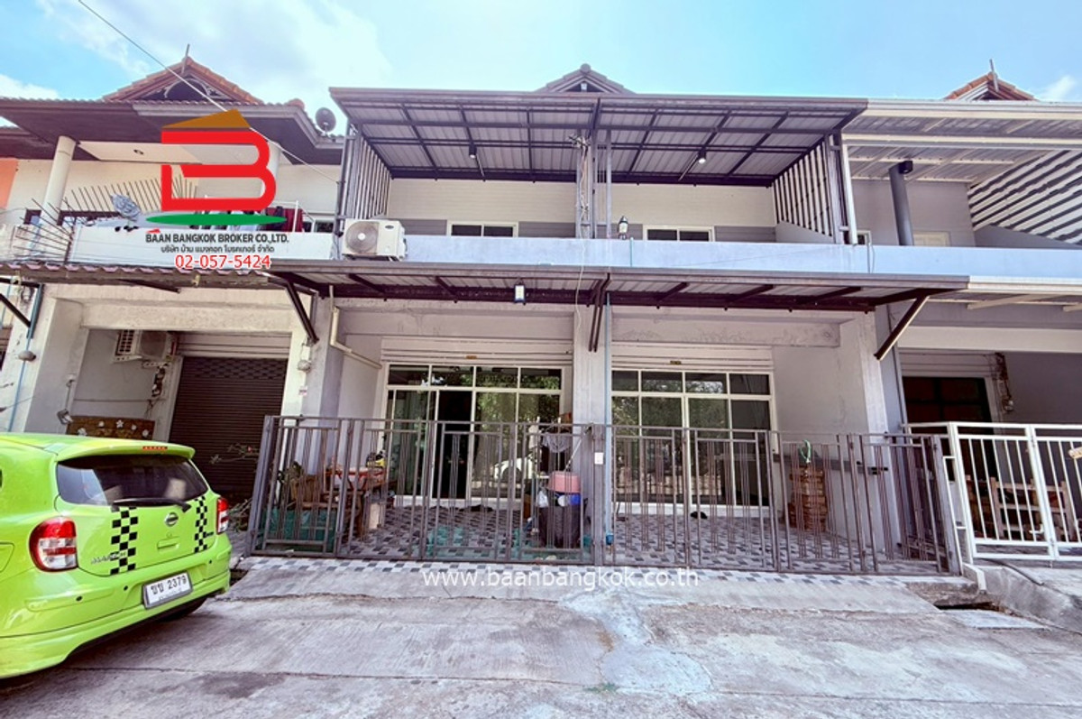 ขายทาวน์โฮมนนทบุรี บางใหญ่ บางบัวทอง : ทาวน์เฮ้าส์ พฤกษา 3 (ใกล้เซ็นทรัลเวสต์เกต) เนื้อที่ 16 ตรว. ตำบลบางคูรัด อำเภอบางบัวทอง จังหวัดนนทบุรี