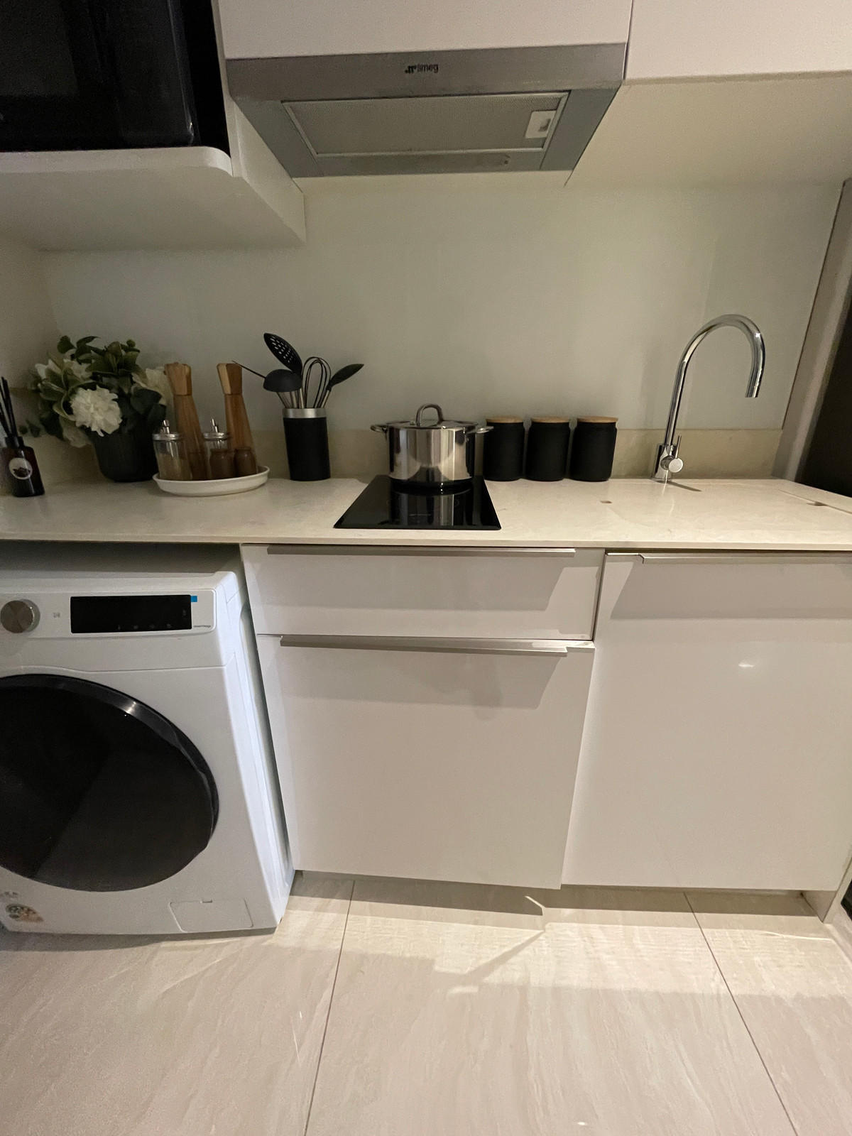 For SaleCondoSilom, Saladaeng, Bangrak : For sale✨ ASHTON SILOM: The Ultimate Legacy on Silom Road – 1BR XL (50.33 sq.m.) Condo that is more than just a residence, but is the 