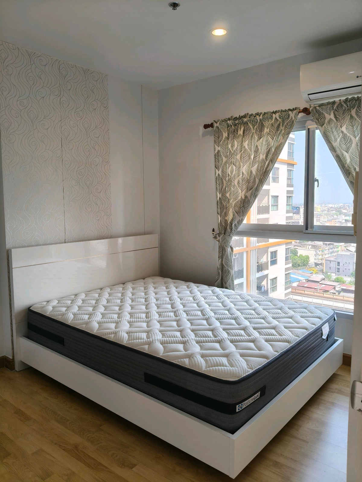 ให้เช่าคอนโดท่าพระ ตลาดพลู วุฒากาศ : ให้เช่าคอนโด 1 ห้องนอน เดอะพาร์คแลนด์ตากสิน-ท่าพระ ห้องพร้อมอยู่