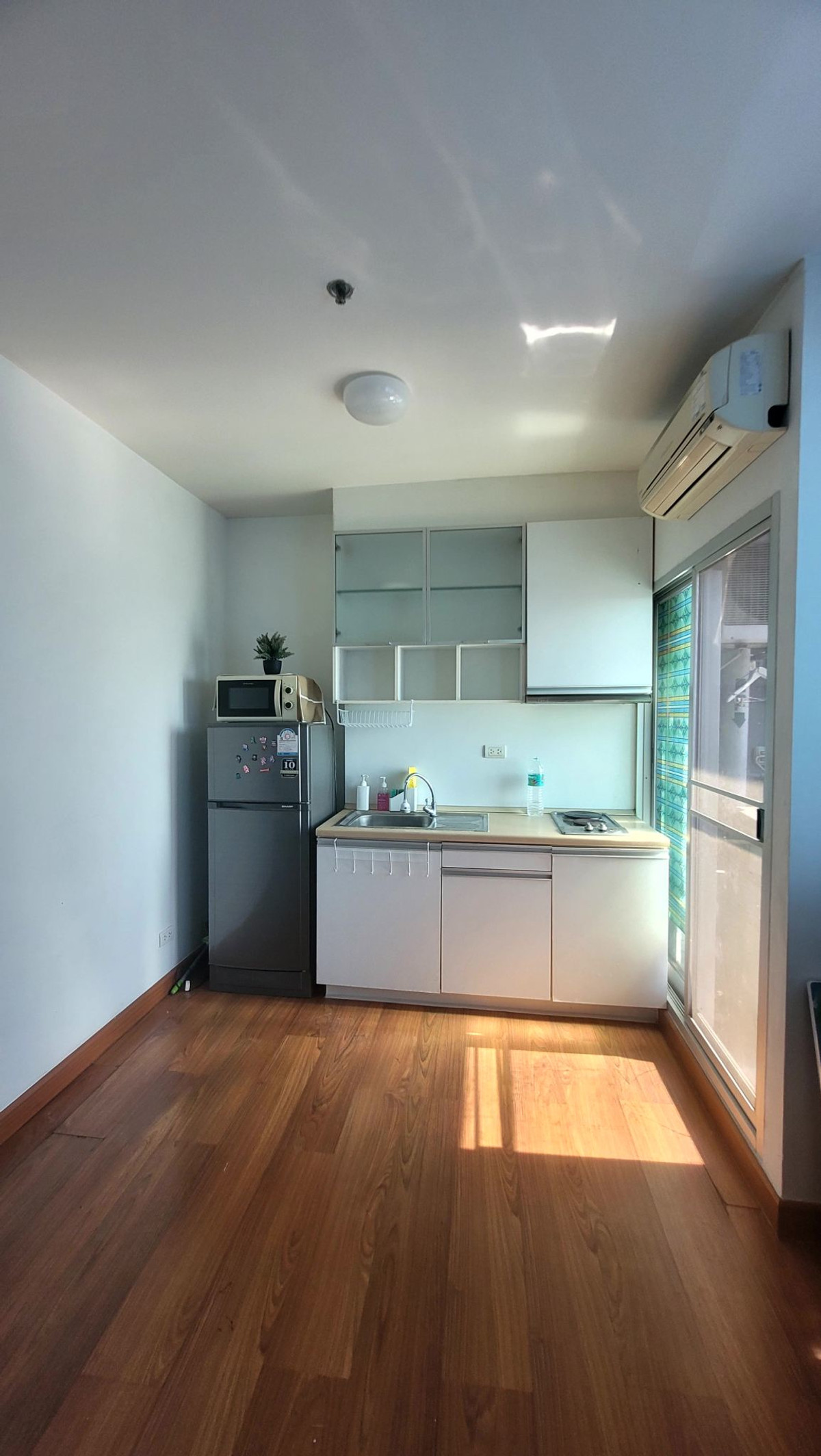 ให้เช่าคอนโดท่าพระ ตลาดพลู วุฒากาศ : ให้เช่า 📍 The Parkland Ratchada - Thapra 📍 เฟอร์นิเจอร์ และ เครื่องใช้ไฟฟ้าครบ ใกล้ BTS ตลาดพลู