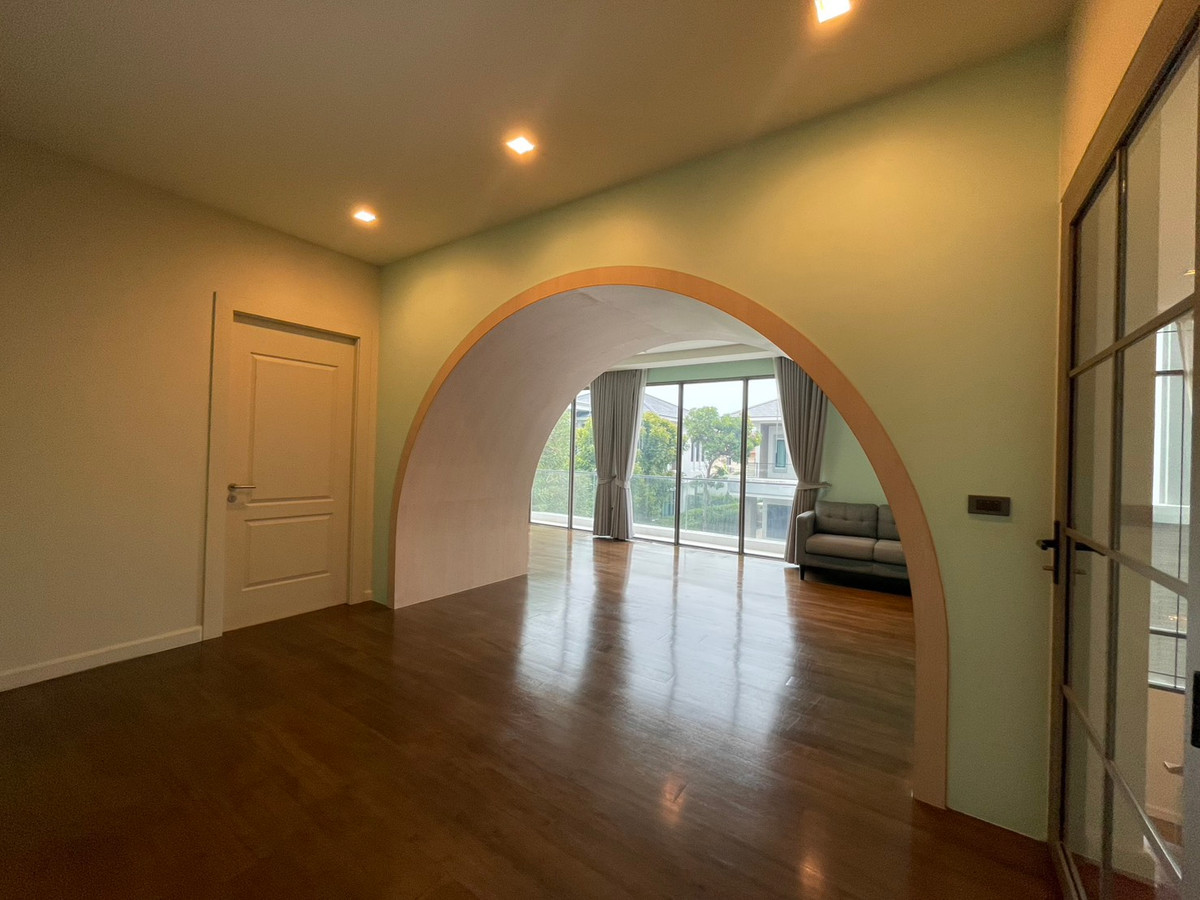 For RentHouseEakachai, Bang Bon : The Pavilla (Private Residences) Bangbon 3 Luxury House for Rent 4 Bedrooms 485 Sq.m. Please call: 062-496-6454