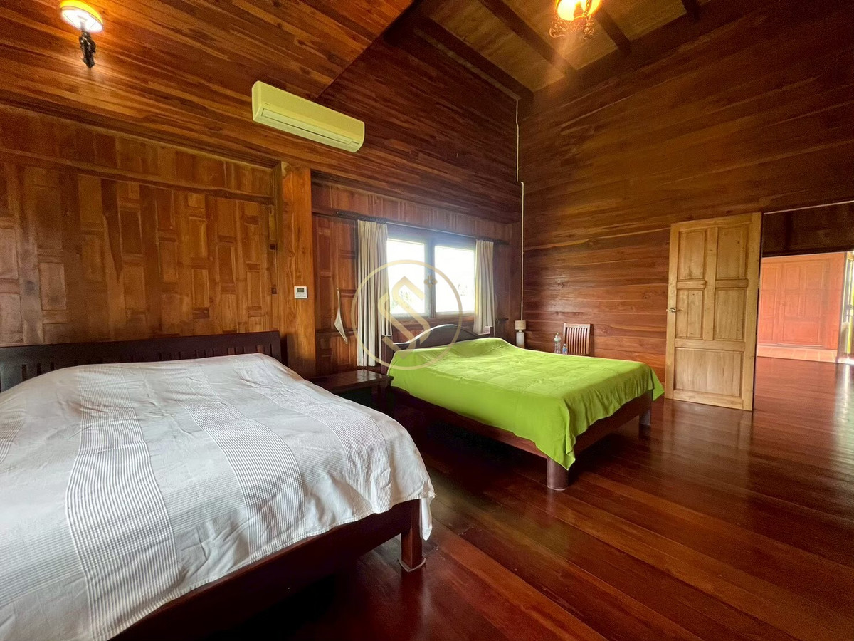 ขายบ้านชะอำ เพชรบุรี : ขายบ้านเรือนไทยไม้สักทั้งหลัง  ในโครงการ ปาล์มฮิลส์ กอล์ฟ คลับ แอนด์ เรสซิเดนซ์ ทำเลชะอำ ,เพชรบุรี