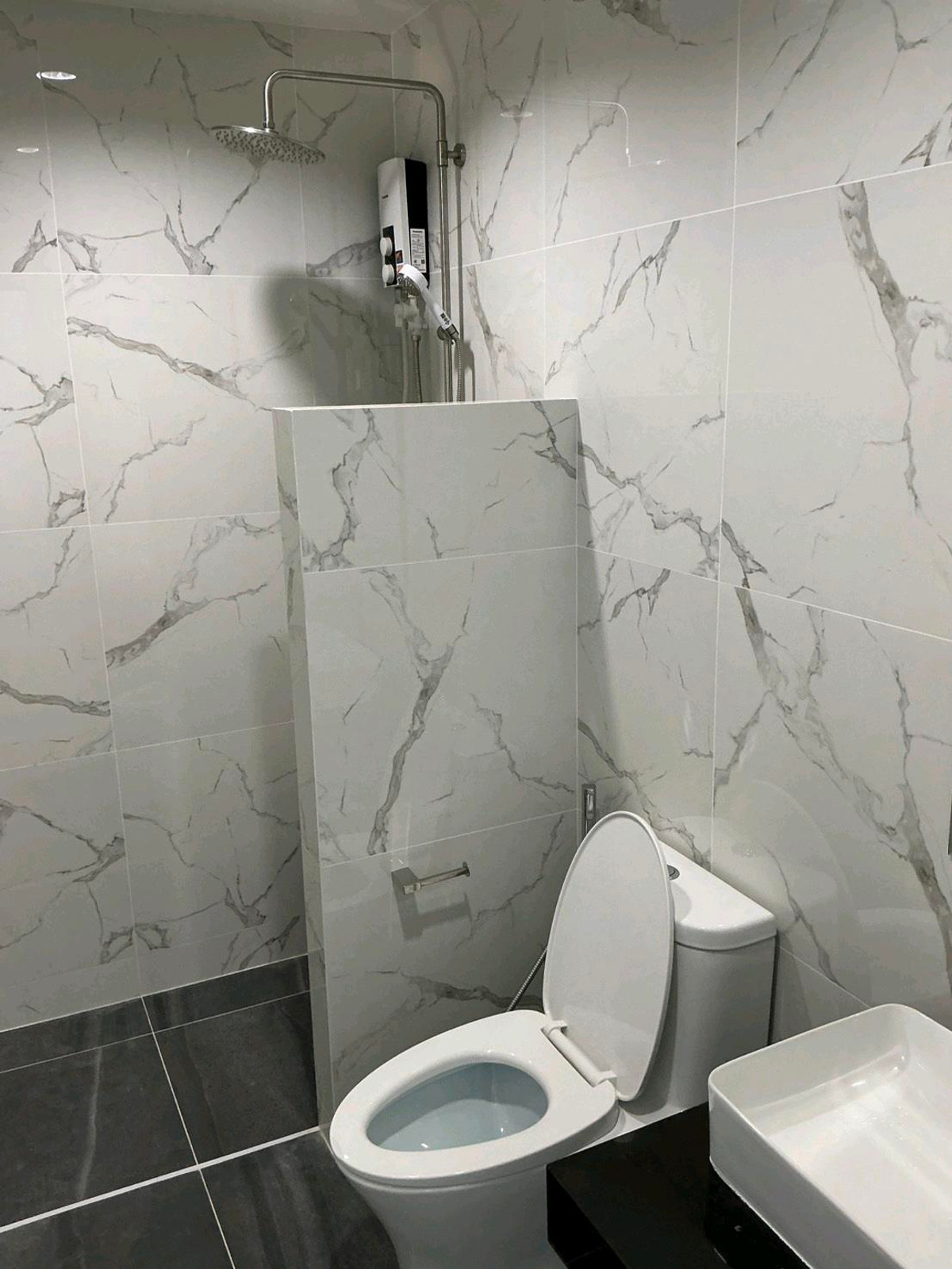 For RentHouseAyutthaya : Rent a new house/accept foreigners
(Can do a home office)