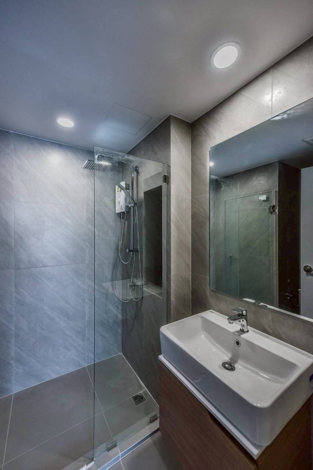 ให้เช่าคอนโดสยาม จุฬา สามย่าน : ✅ ICS116 ✅ Line : @p2nproperty