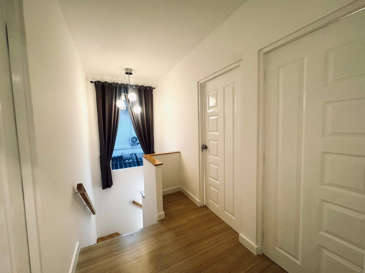 ขายบ้านนนทบุรี บางใหญ่ บางบัวทอง : ขายบ้านเดี่ยว พฤกษ์ลดาบางใหญ่ L&H 50 ตร.ว. แต่งใหม่ทิศใต้ ฟรีเฟอร์ฯ ฟรีโอน