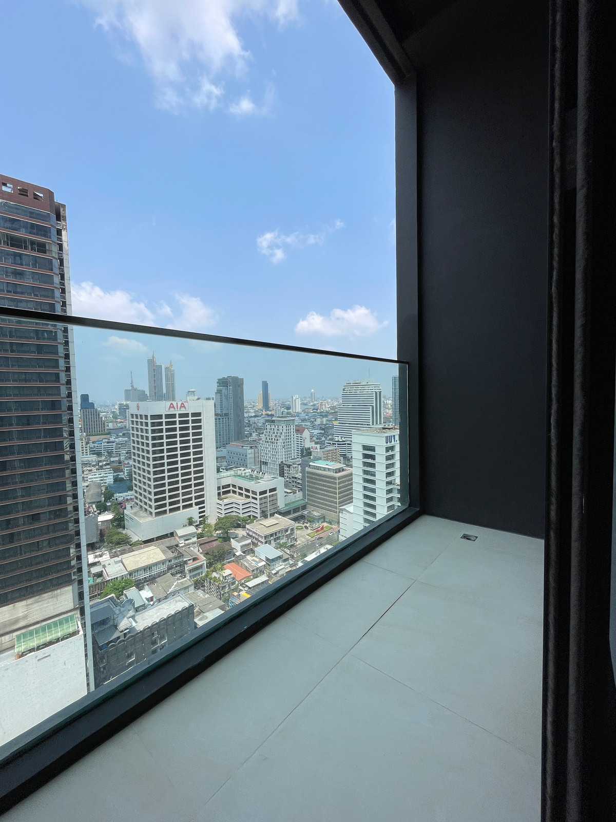 ขายคอนโดสีลม ศาลาแดง บางรัก : [THE PEAK OF SILOM] ASHTON SILOM – Rare 2BR Unit | ชั้น 32 วิวขอบฟ้า ประสบการณ์อยู่คอนโดที่เหมือนอยู่บ้าน 