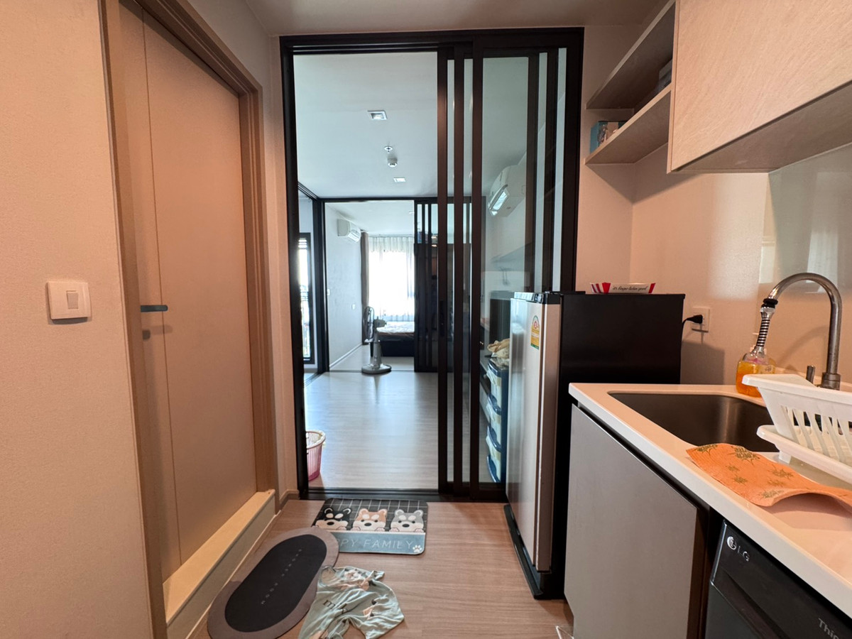 For RentCondoThaphra, Talat Phlu, Wutthakat : Wide room 35 sq m. 1 bedroom plus, Life Sathorn Sierra Condo near BTS Talat Phlu, available for rent, please inquire.