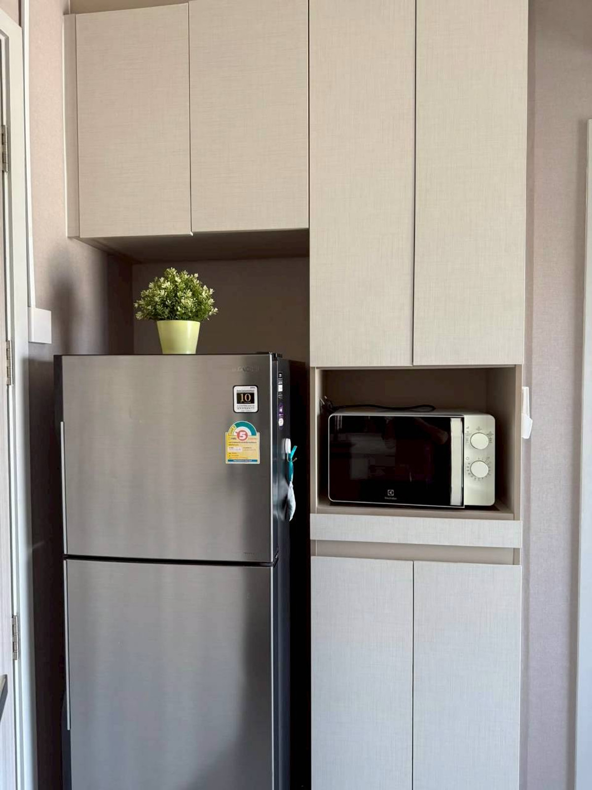 For RentCondoSathorn, Narathiwat : ✅ KPS125 ✅ Line : @p2nproperty