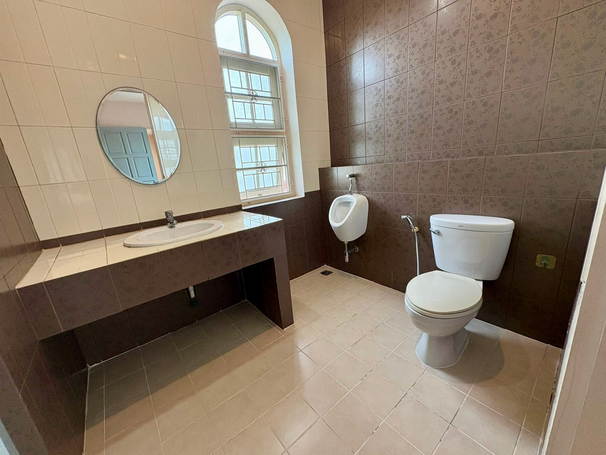 For SaleHouseOnnut, Udomsuk : Muangthong Village 4 Sukhumvit 101 / 4 Bedrooms (For Sale), Muangthong Village 4 Sukhumvit 101 / 4 Bedrooms (FOR SALE) GNG054