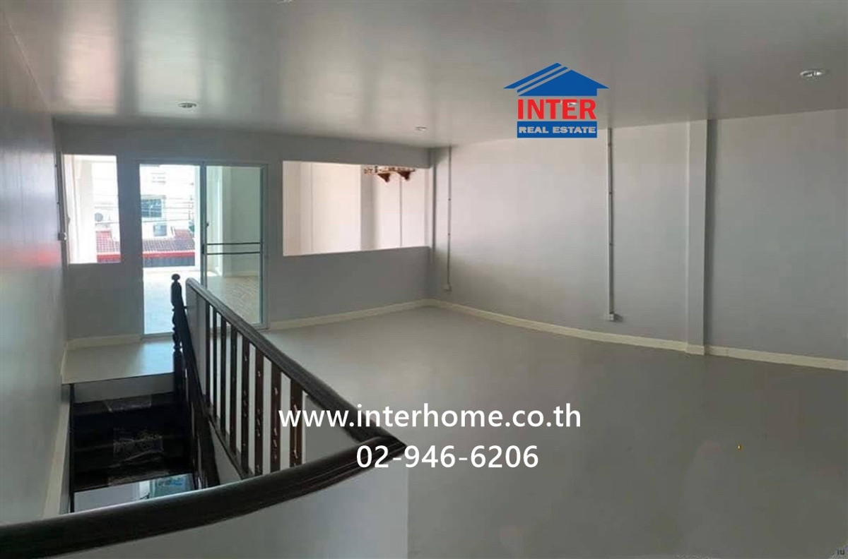 ขายนวมินทร์ รามอินทรา : บ้านเเฝด 2 ชั้น 24.8 ตร.ว. หมู่บ้านฉัตรทิพย์ ใกล้โลตัสนวมินทร์ ซอยนวมินทร์84 ถนนนวมินทร์ ถนนรามอินทรา เขตบึงกุ่ม กรุงเทพมหานคร