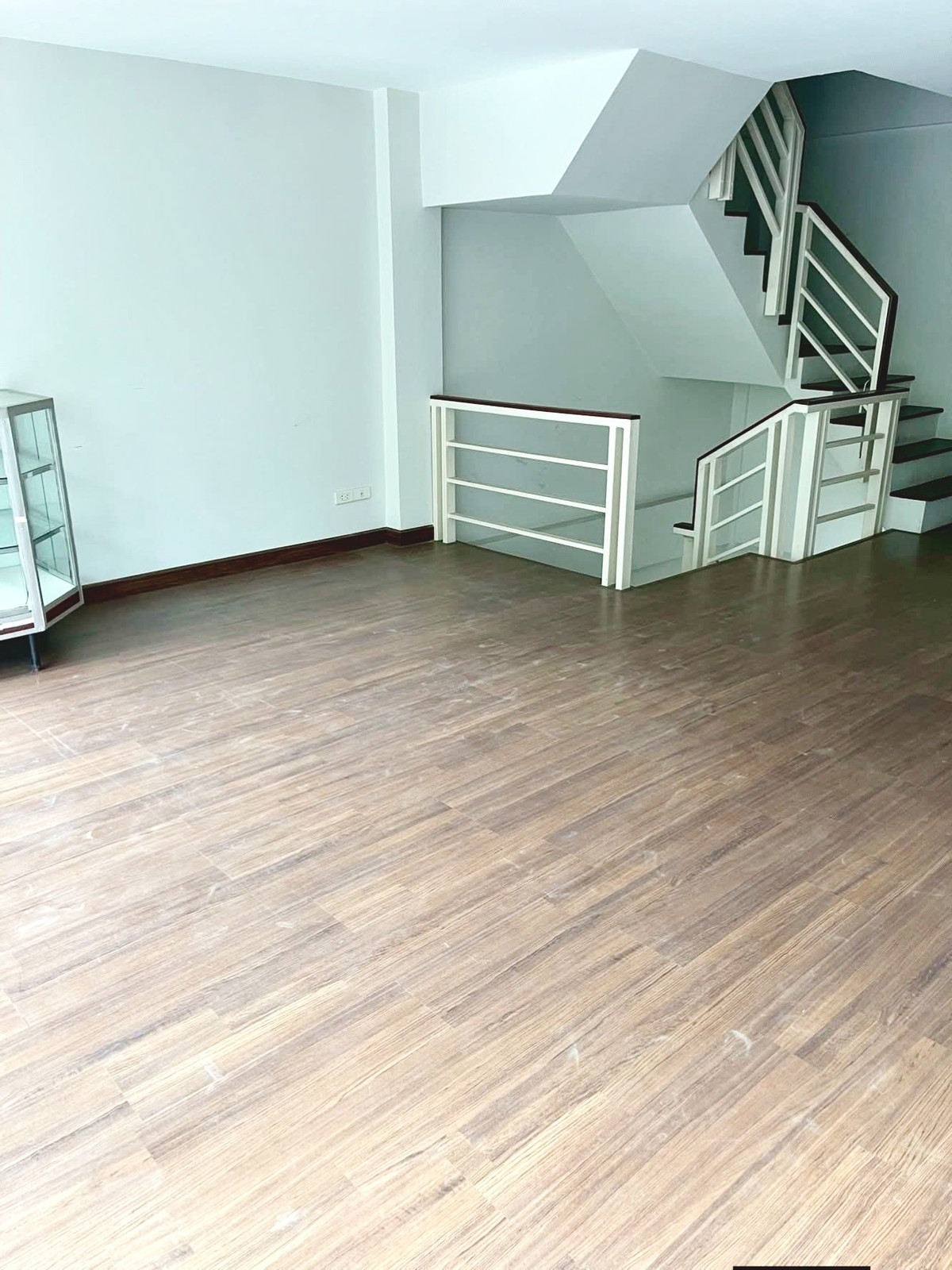 For RentHome OfficeBang kae, Phetkasem : For rent/sale, 3-story home office, good location.