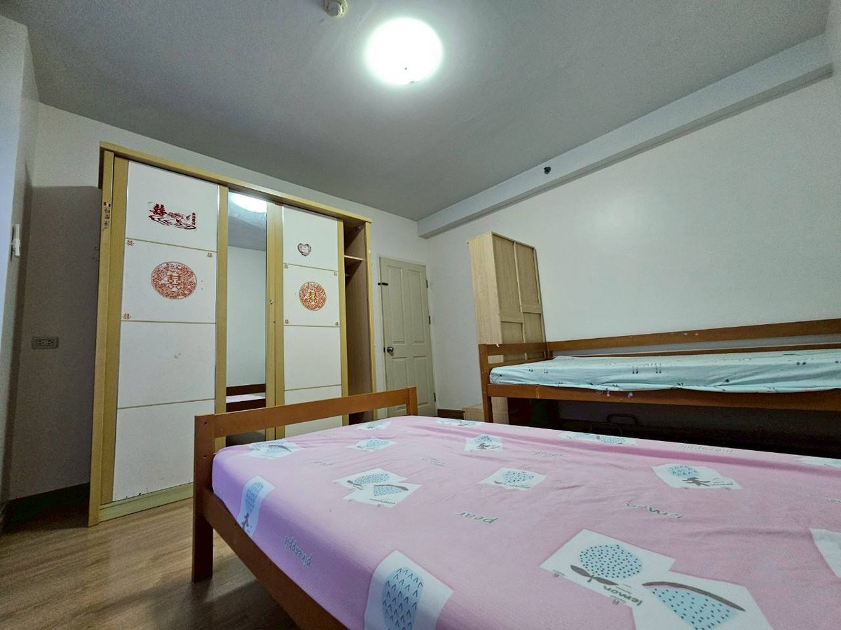 For RentCondoPattanakan, Srinakarin : For rent, 78 sq m, Building B, 6th floor, 2 bedrooms, 1 bathroom, Supalai Park Srinakarin Condo.