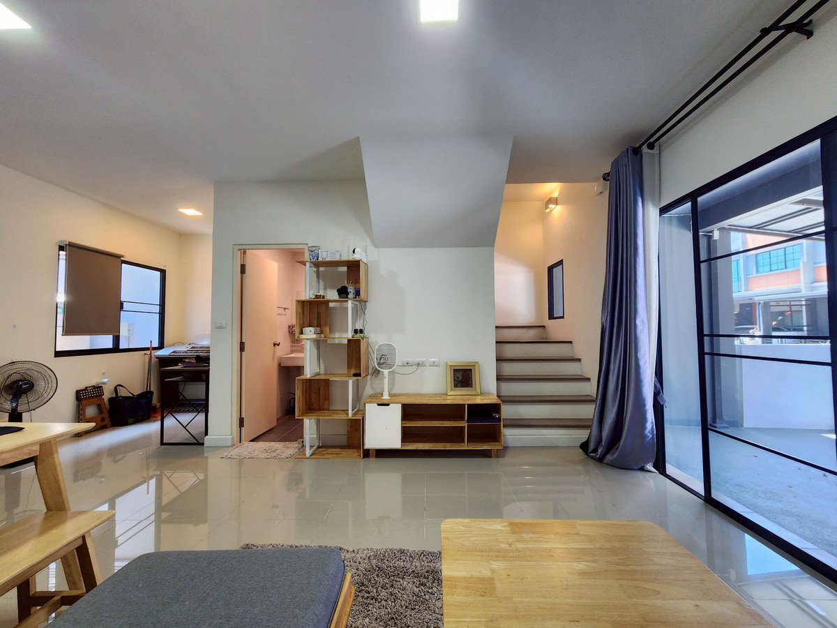 For RentTownhomeBang kae, Phetkasem : Townhome for rent, ready to move in, Siri Place Kanlapaphruek-Sathorn, Soi Kamnan Man, extra wide frontage.