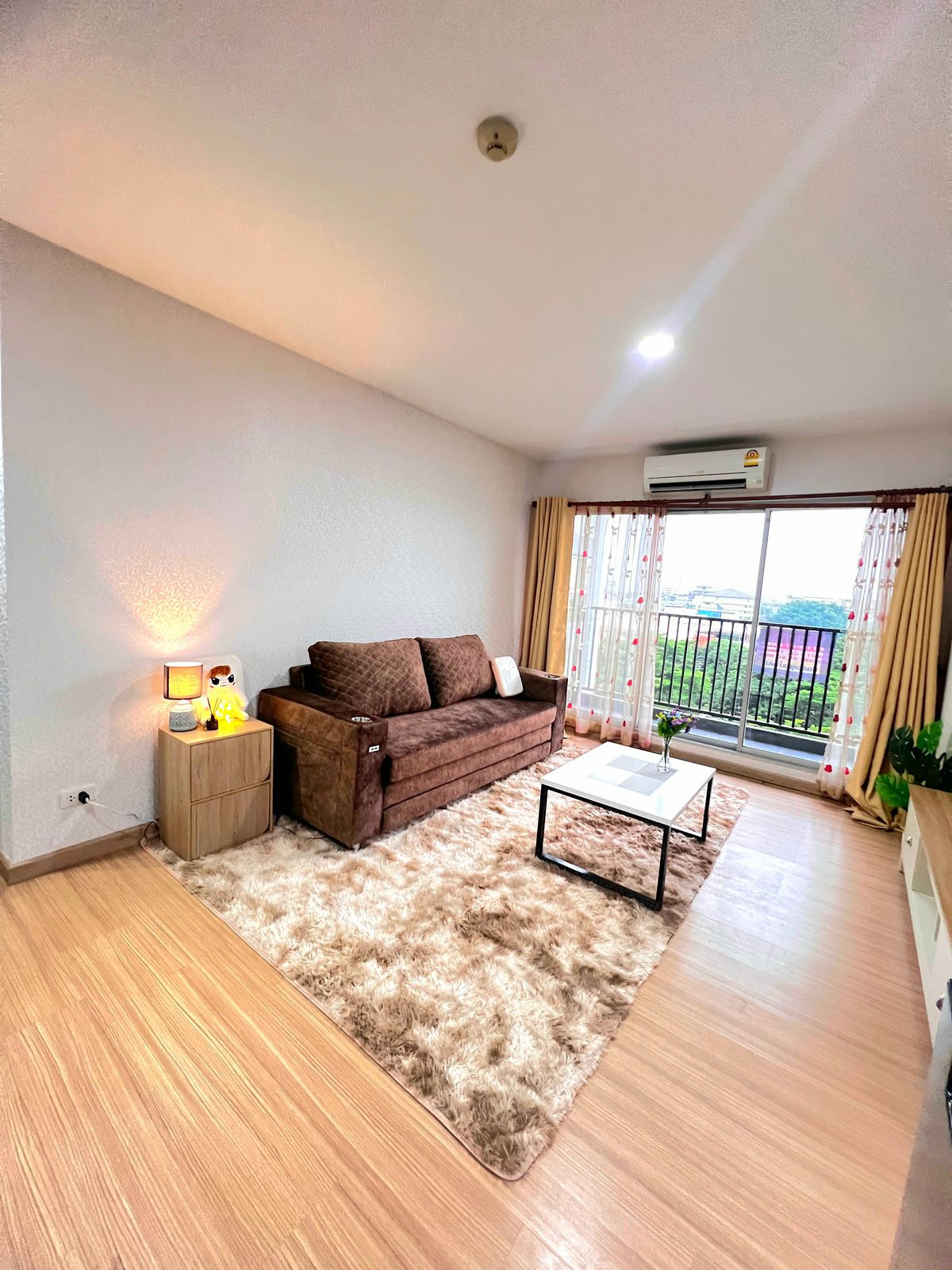 ให้เช่าคอนโดพระราม 2 บางขุนเทียน : J CONDO RAMA 2 ชั้น 7 (ไม่ติดห้องอื่น) 📍จอดรถยนต์ได้ 2 📍คันมอเตอร์ไซค์ 2 คัน 