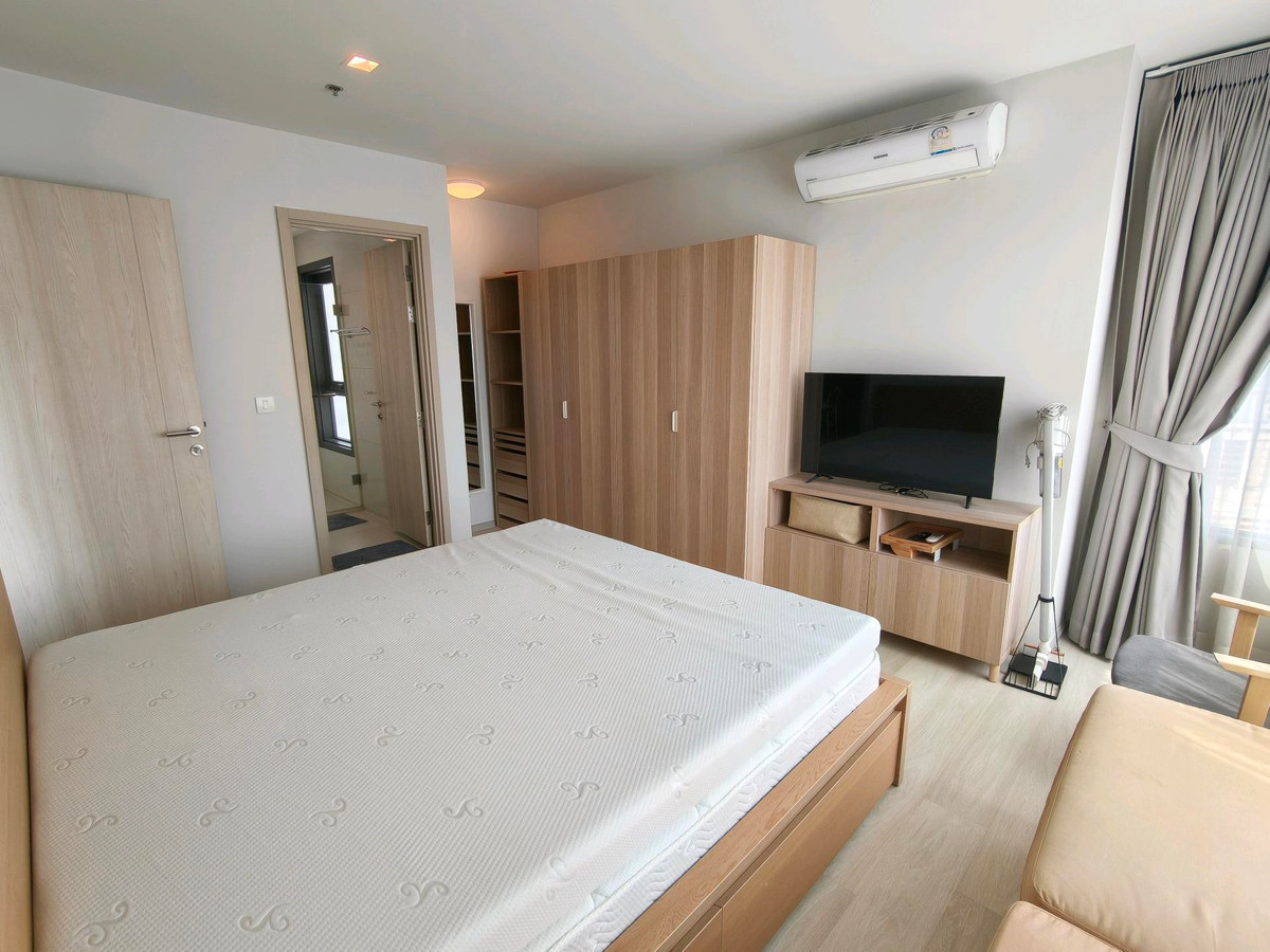 ให้เช่าคอนโดวิทยุ ชิดลม หลังสวน : ให้เช่า / Rent Condo Life One Wireless, 2 Bedroom ใกล้ BTS Chidlom,BTS Phloen Chit, Central Embassy, Central Chidlom


