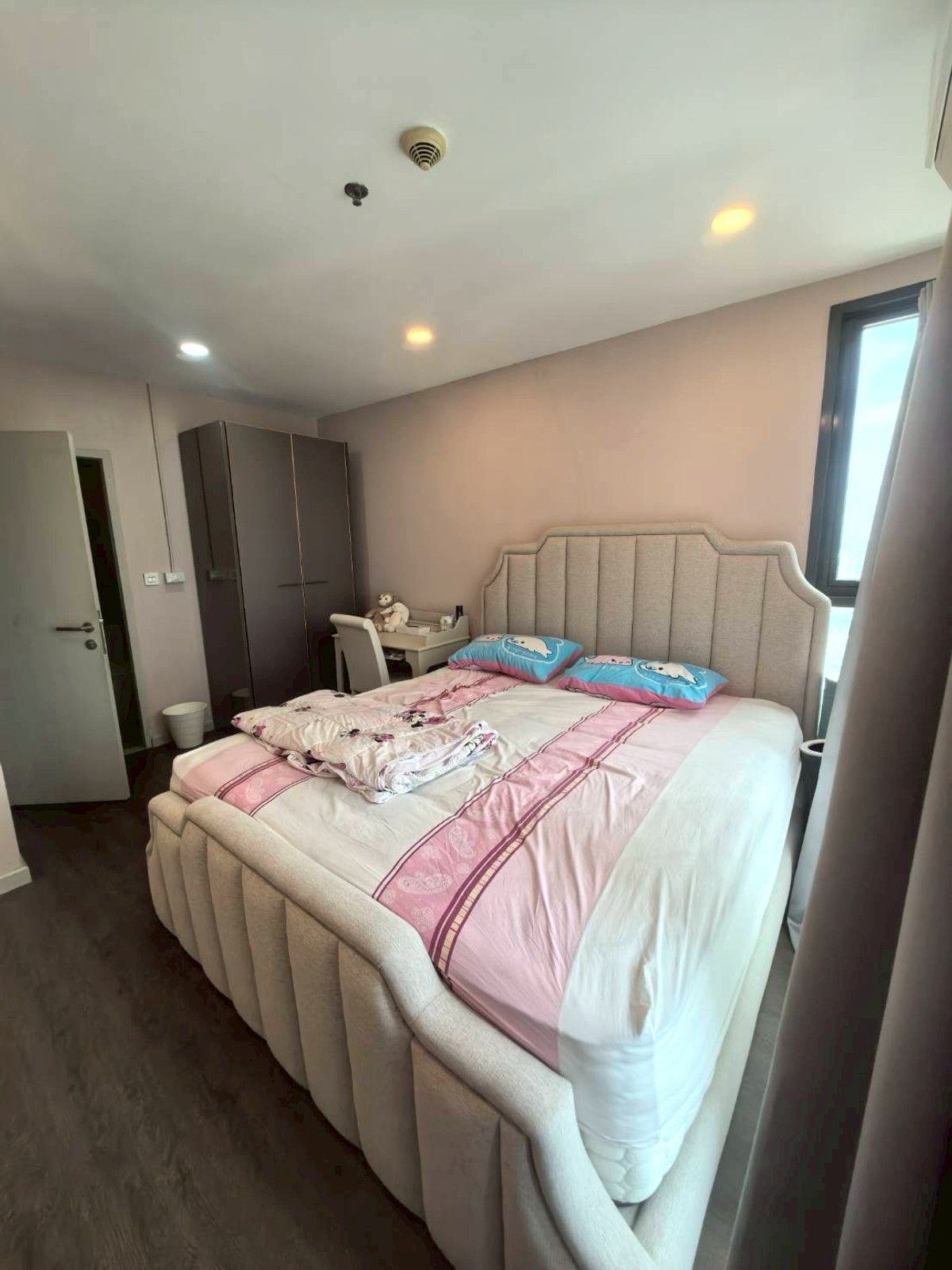 ขายคอนโดวงเวียนใหญ่ เจริญนคร : ขายคอนโด Ideo Mobi Sathorn แขวงบางลำภูล่าง เขตคลองสาน จังหวัดกรุงเทพมหานคร  ราคา 5,500,000  บาท