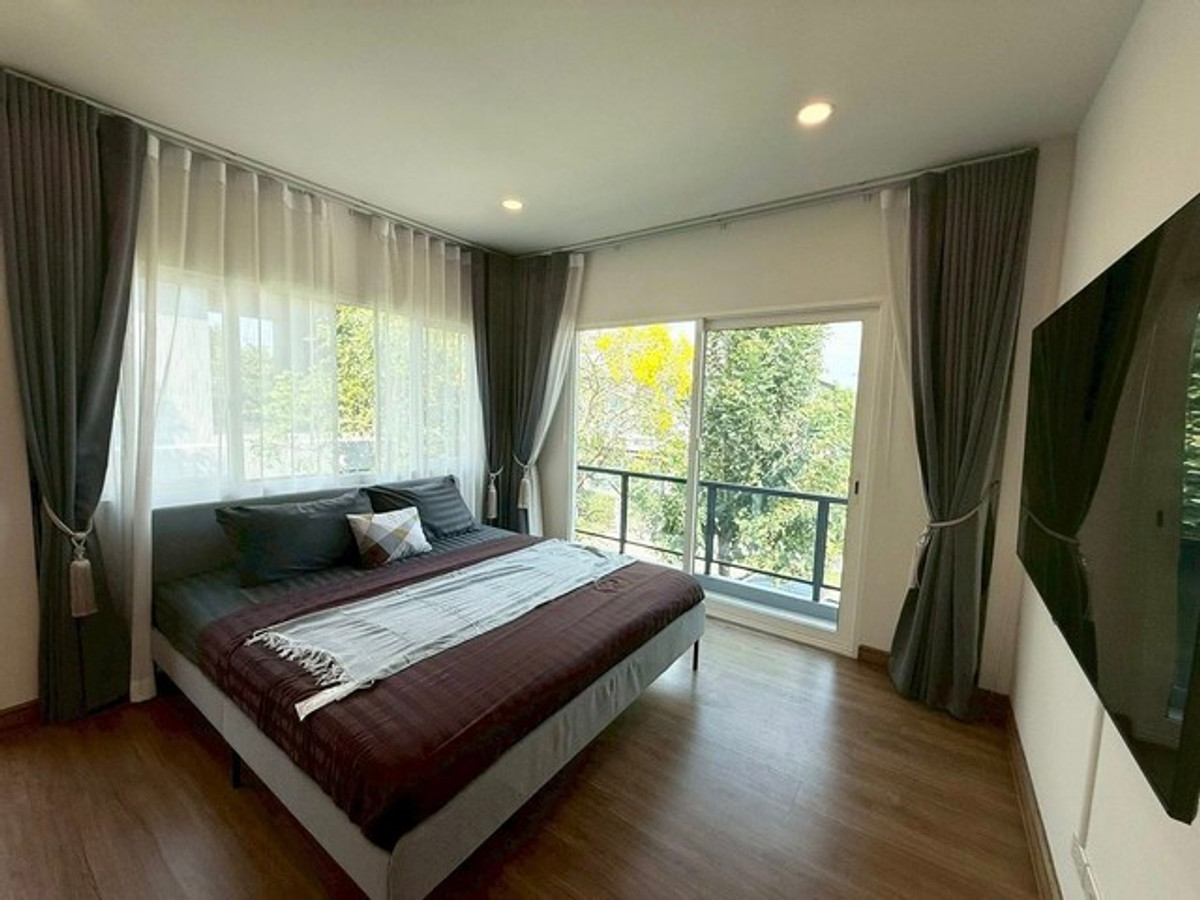 ให้เช่าบ้านบางนา แบริ่ง ลาซาล : HR3349ให้เช่า Centro บางนา-วงแหวน หลังมุม บ้านเดี่ยวไซส์ใหญ่ เฟอร์ครบพร้อมอยู่ | ใกล้ Mega Bangna 