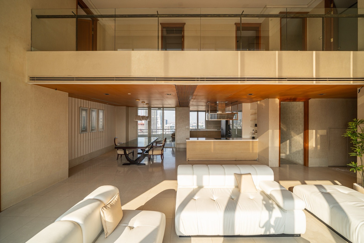 ขายคอนโดสุขุมวิท อโศก ทองหล่อ : Pet friendly 🐈🐶 One of A Kind ❤️Hampton Thonglor 10  415 sqm 🔥 ULTRA LUXURY PENTHOUSE IN THONGLOR 🔥
Rare Unit | Massive Space | Prime Location