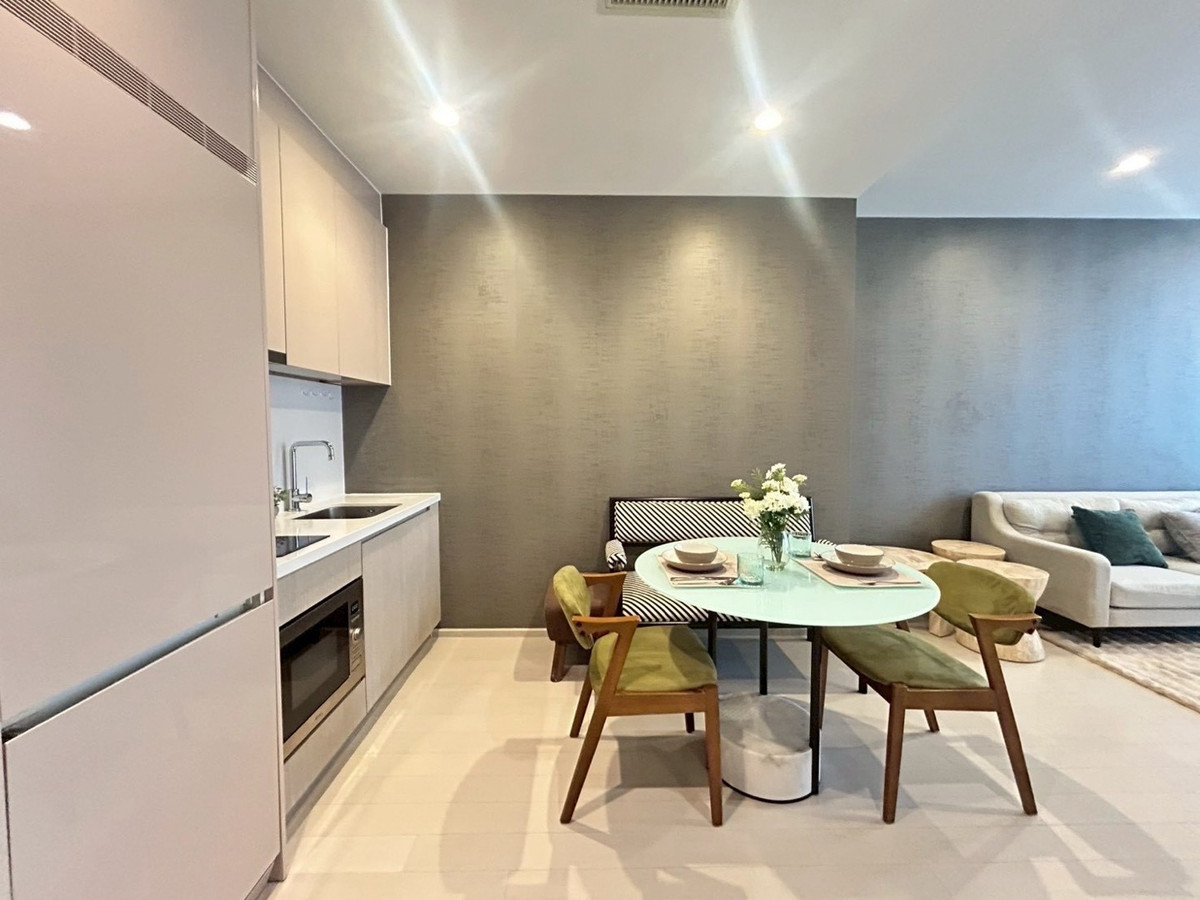 ให้เช่าคอนโดวิทยุ ชิดลม หลังสวน : Noble เพลินจิต **ให้เช่า** 1 นอน วิวสวยไม่ทีตึกบัง ตกแต่งครบชุด พร้อมเข้าอยู่ ค่าเช่า 50,000 บาท/เดือน