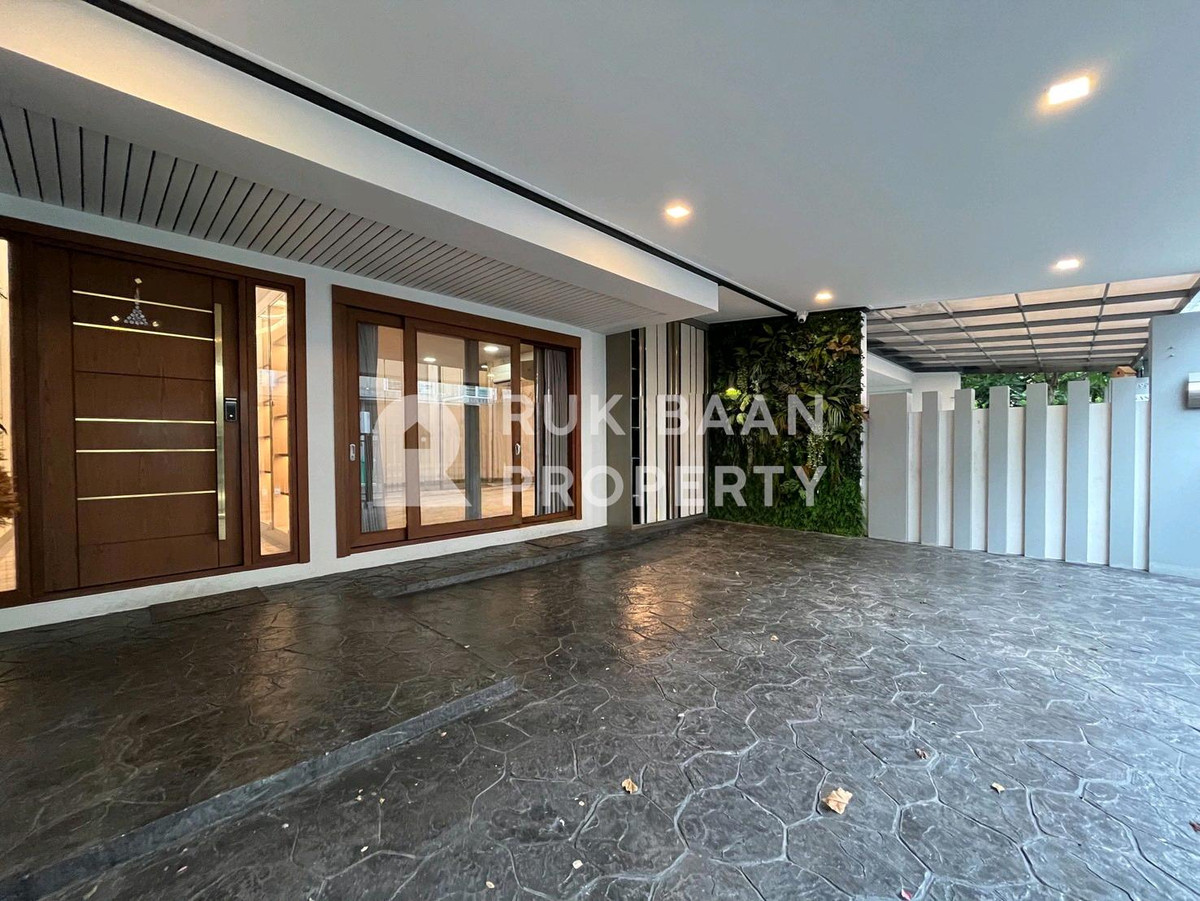 ขายทาวน์โฮมโชคชัย4 ลาดพร้าว71 : ขาย/SALE✨ Space (หมู่บ้าน Space ลาดพร้าวเหม่งจ๋าย)
