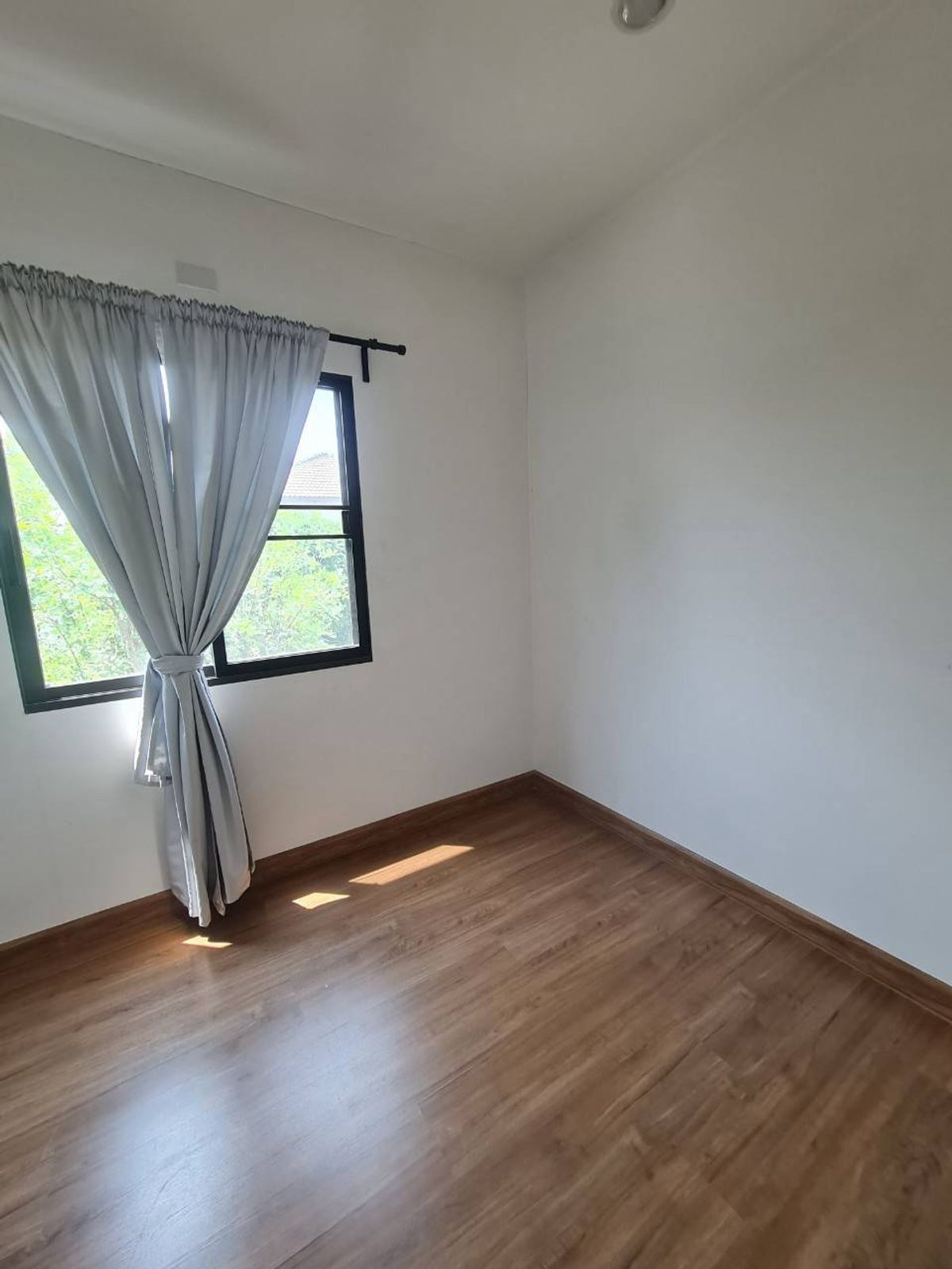 ให้เช่าทาวน์โฮมสมุทรปราการ สำโรง : ให้เช่า หลังมุม 18.2ตรว 3นอน2น้ำ ทาวน์โฮม 2 ชั้น Pleno สุขุมวิท บางนา