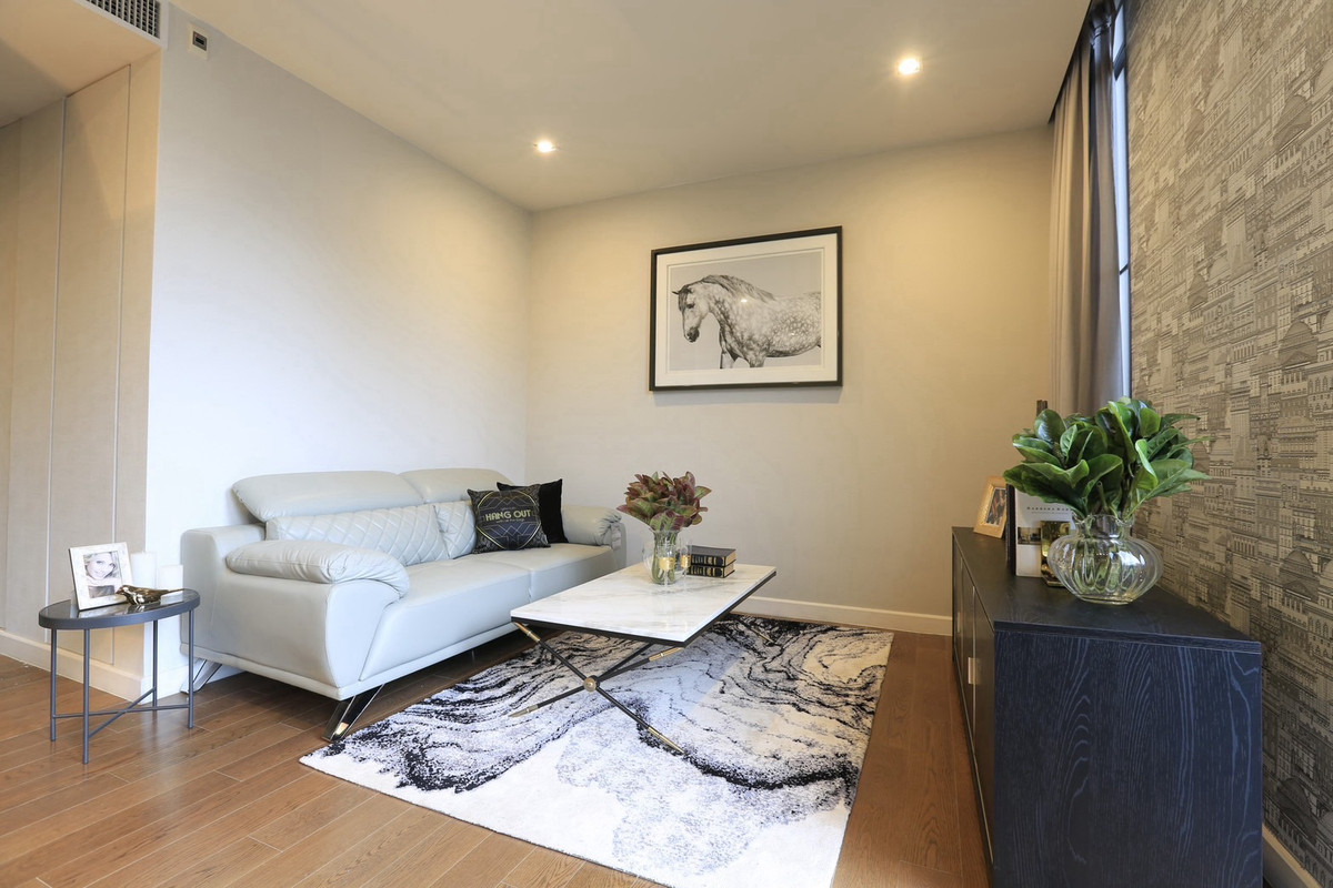 ให้เช่าทาวน์โฮมสุขุมวิท อโศก ทองหล่อ : Quarter39 4-bedroom luxury townhome 4 bed 5 bath 400sqm 3 parking 220 k/month 