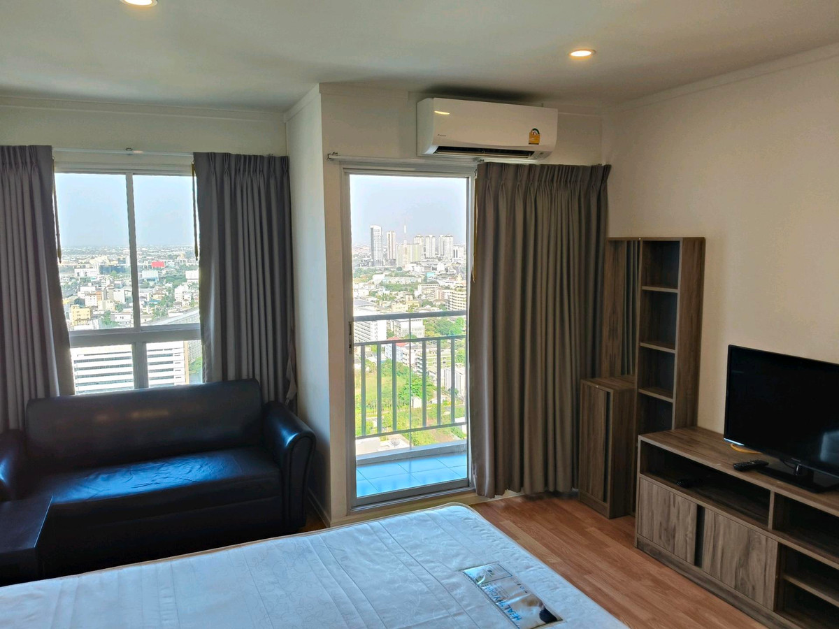For RentCondoPattanakan, Srinakarin : Available for rent, room 26.5 sq m., Lumpini Ville Condo, Phatthanakan, Srinakarin.