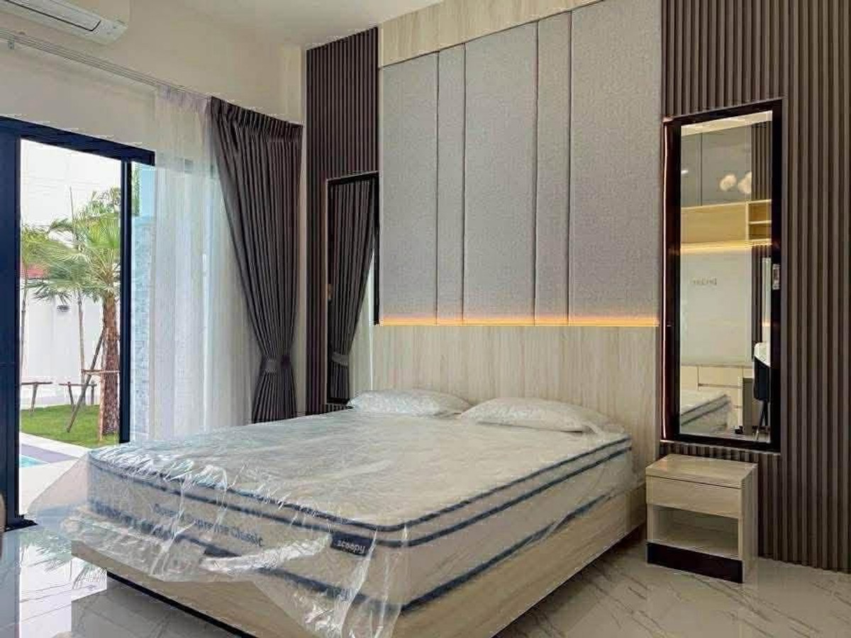 For SaleHousePattaya, Bangsaen, Chonburi : Luxury Pool Villa for Sale Huai Yai, Brand New House with Private Pool Near Sukhumvit Road and Jomtien Beach, Ideal for Investment and Daily Rental